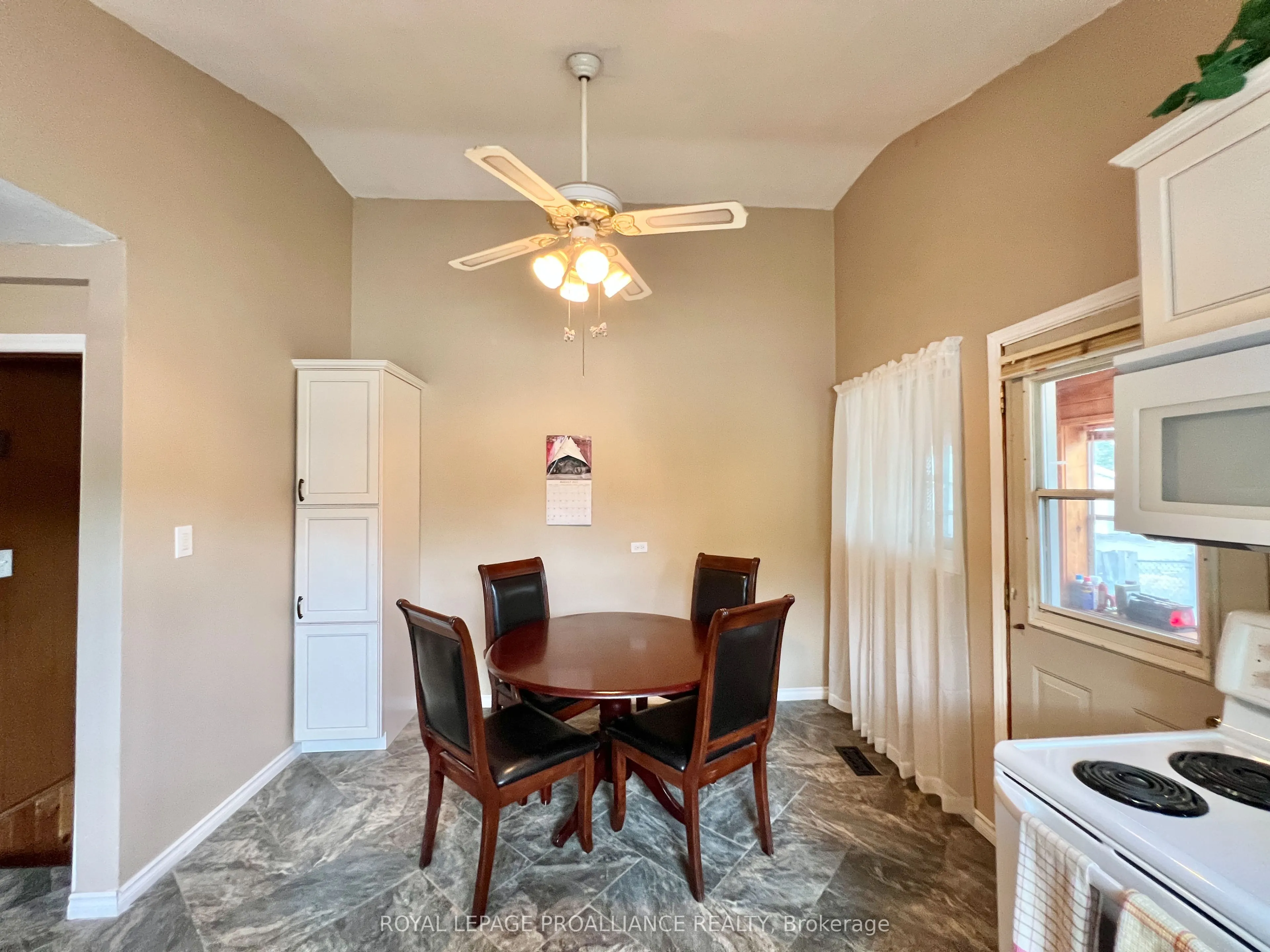 37 Bongard Crescent