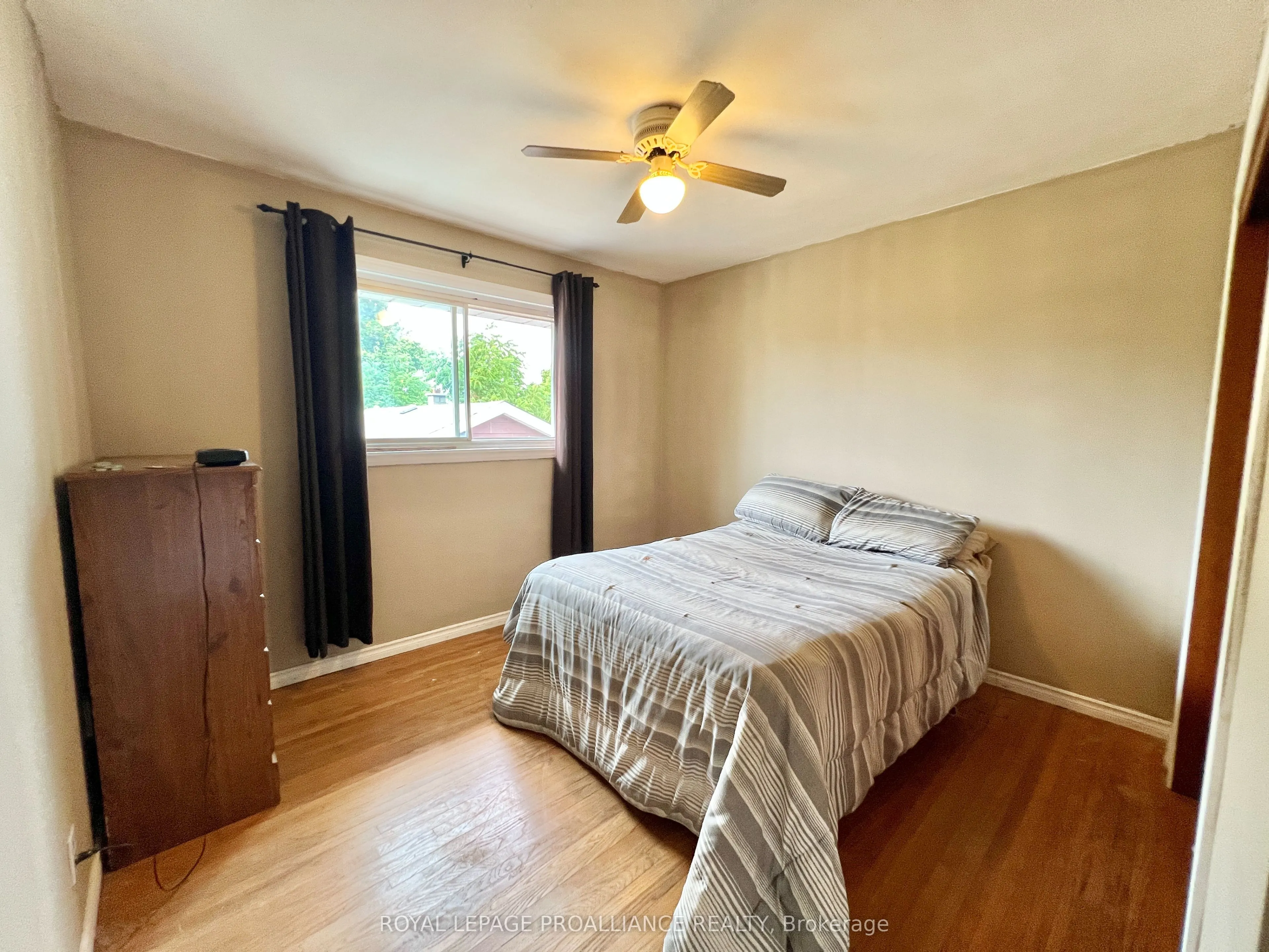 37 Bongard Crescent