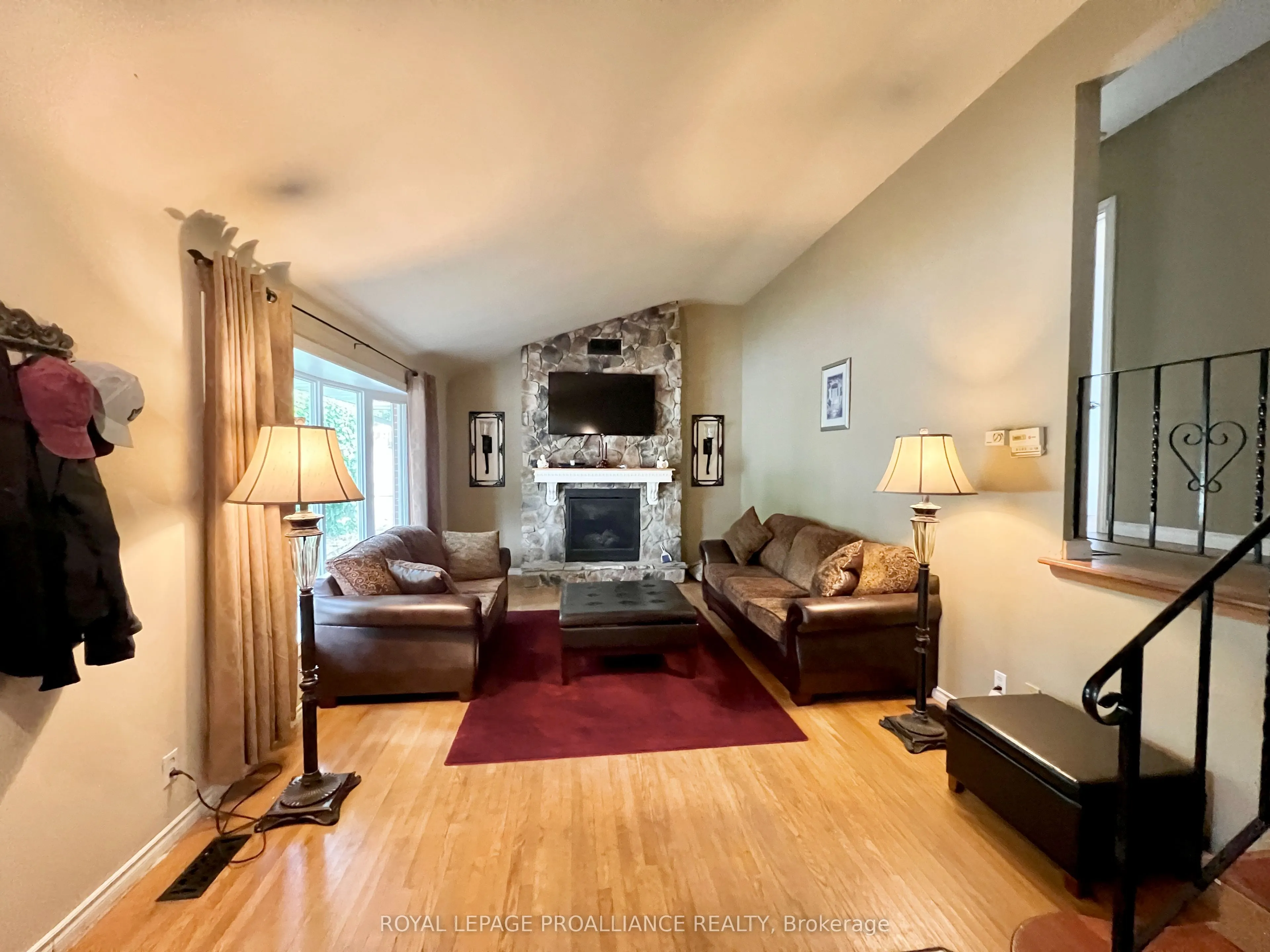 37 Bongard Crescent