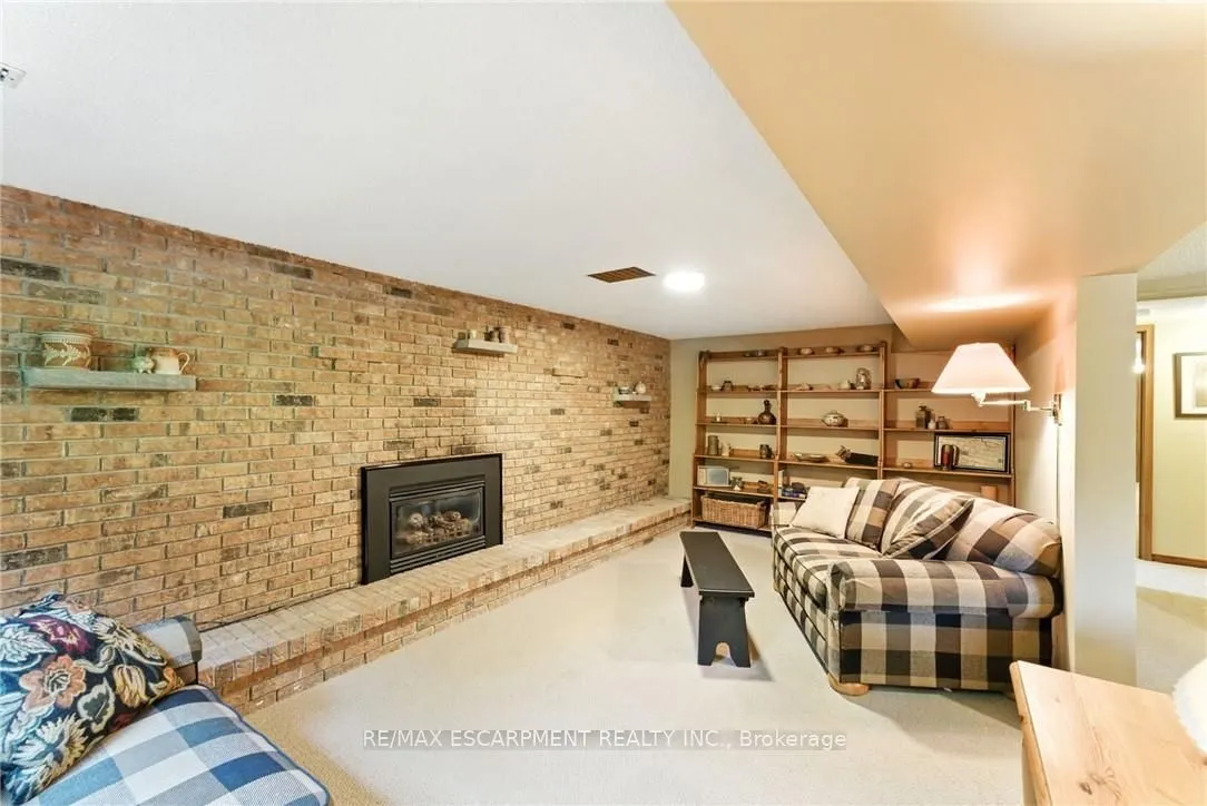2682 Jerseyville Road W