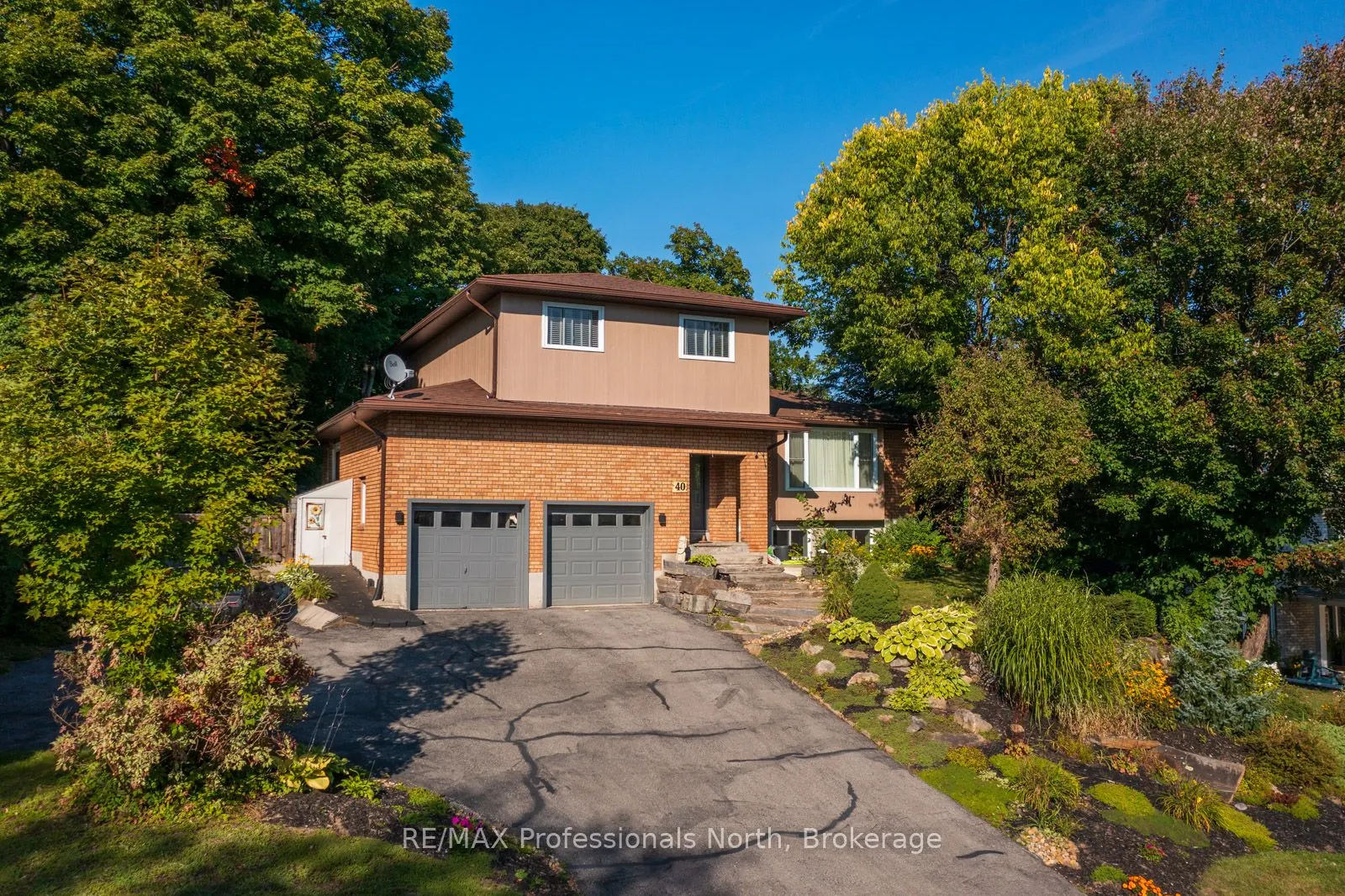 40 GLENWOOD Drive