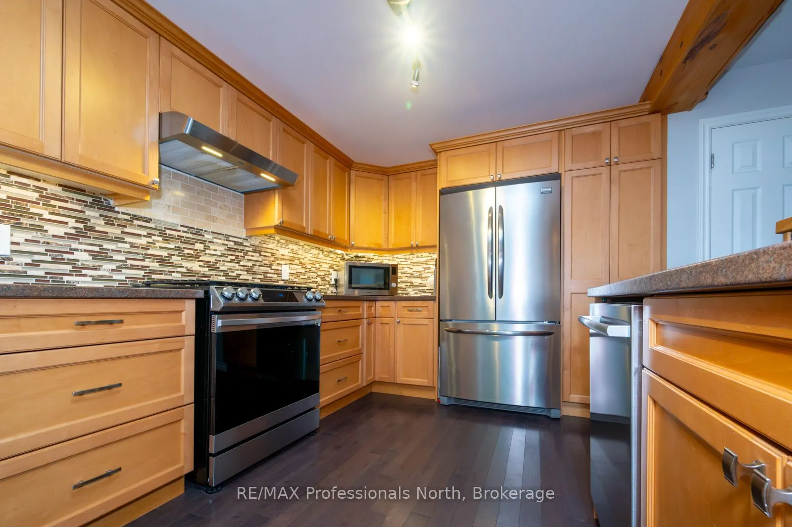 40 GLENWOOD Drive