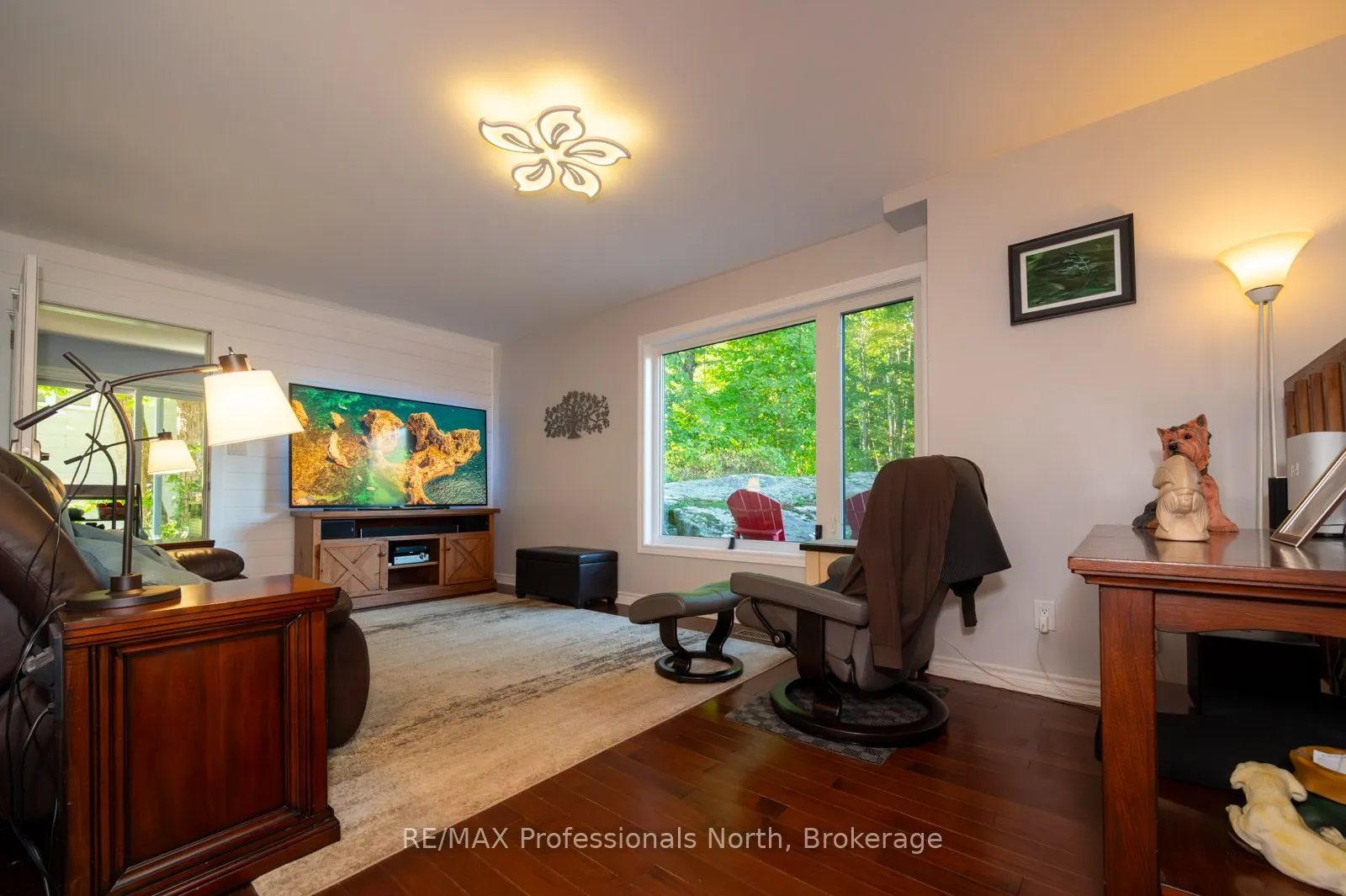 40 GLENWOOD Drive
