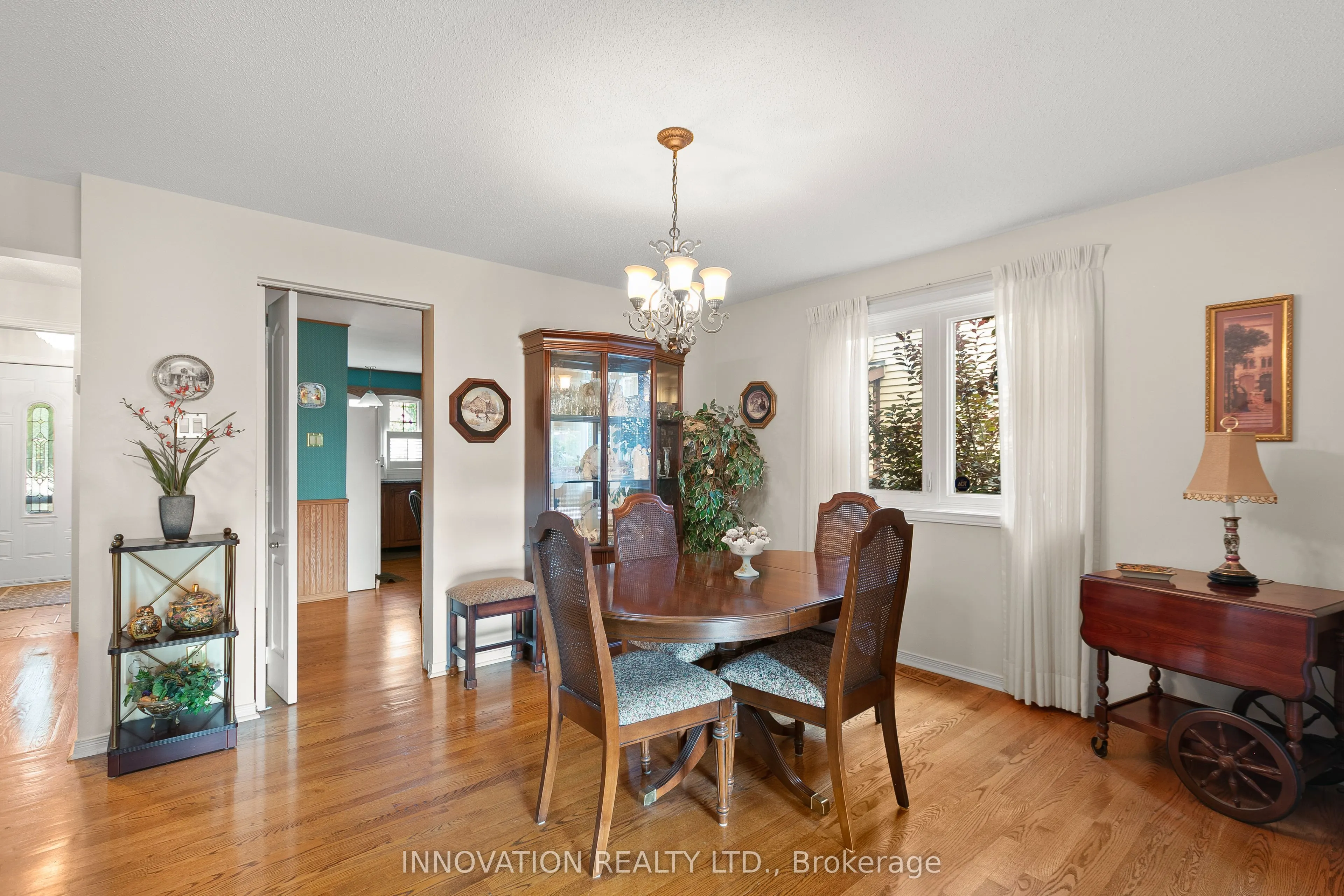 32 Framingham Crescent