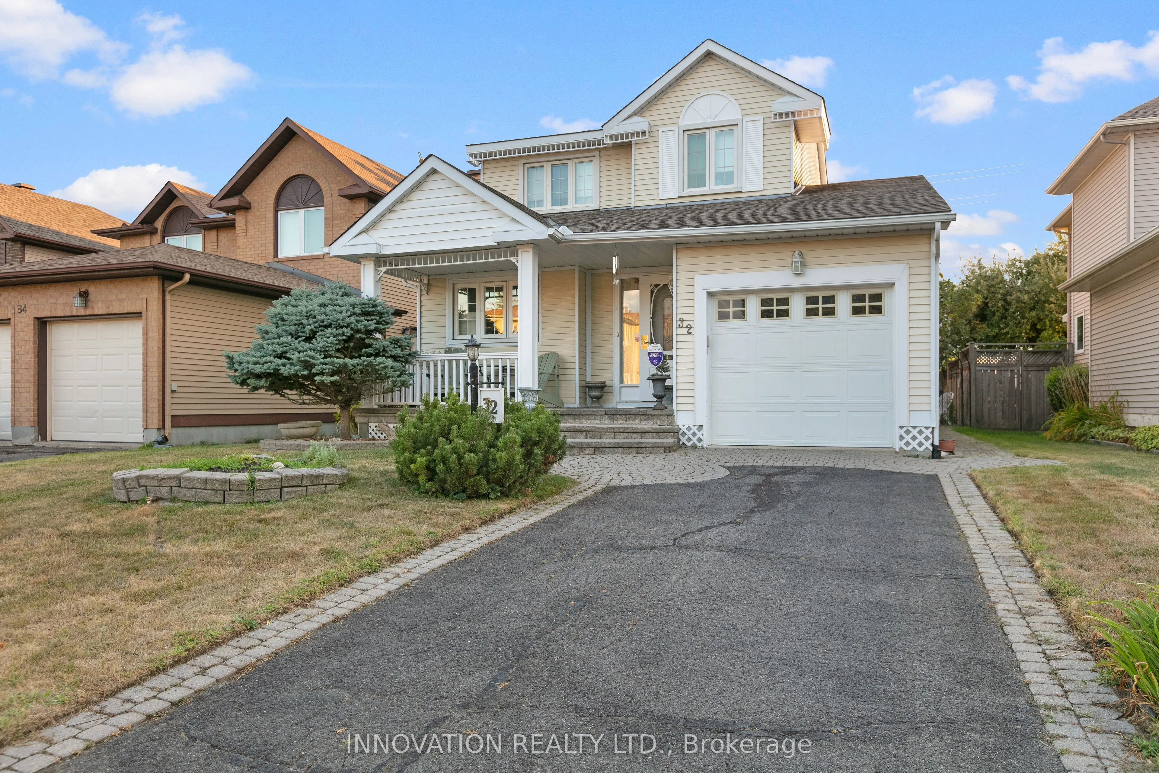 32 Framingham Crescent