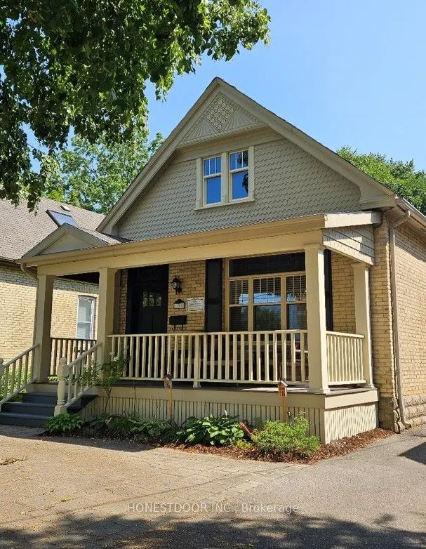 135 Duchess Avenue