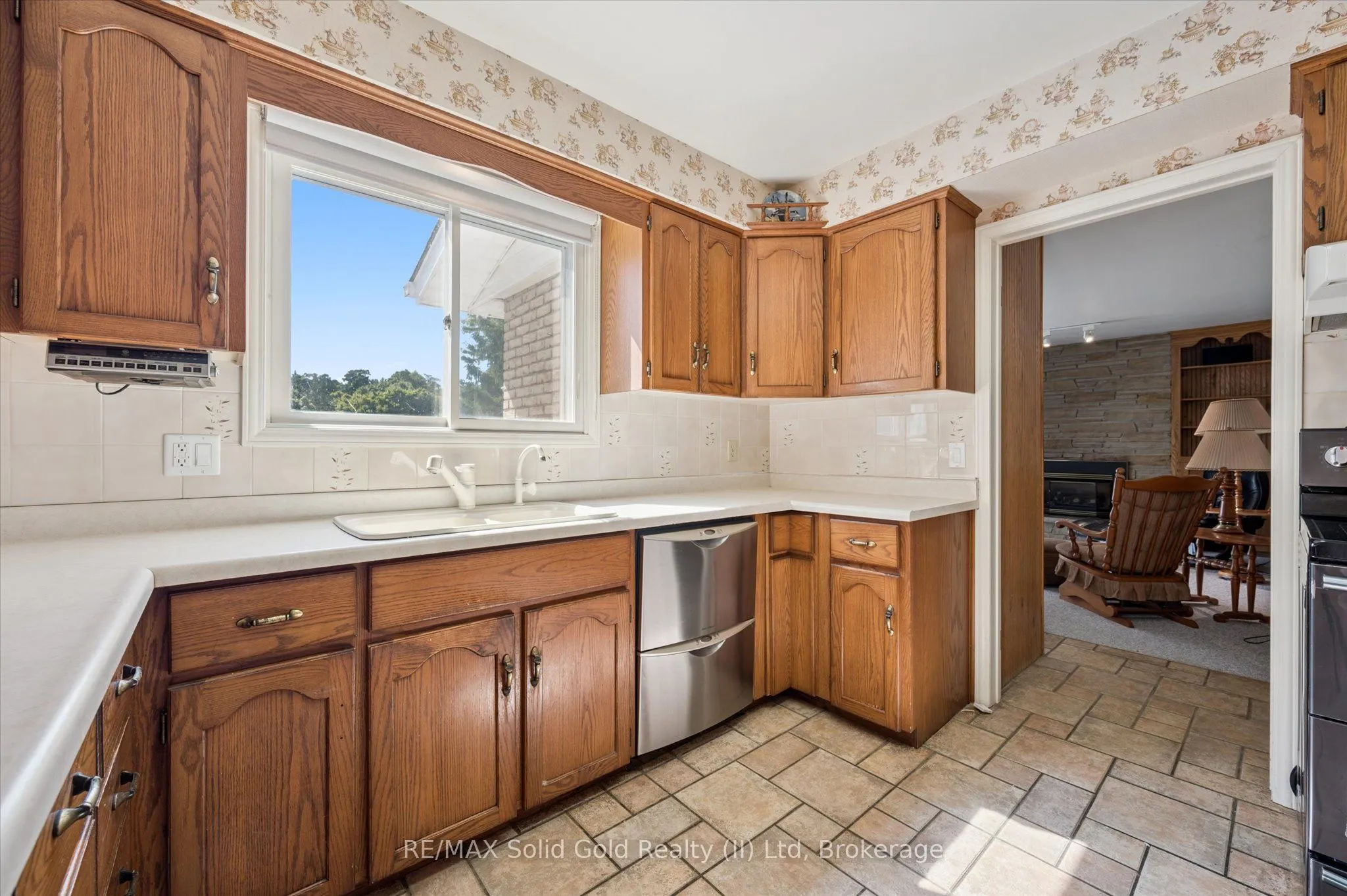 141 Weston Place