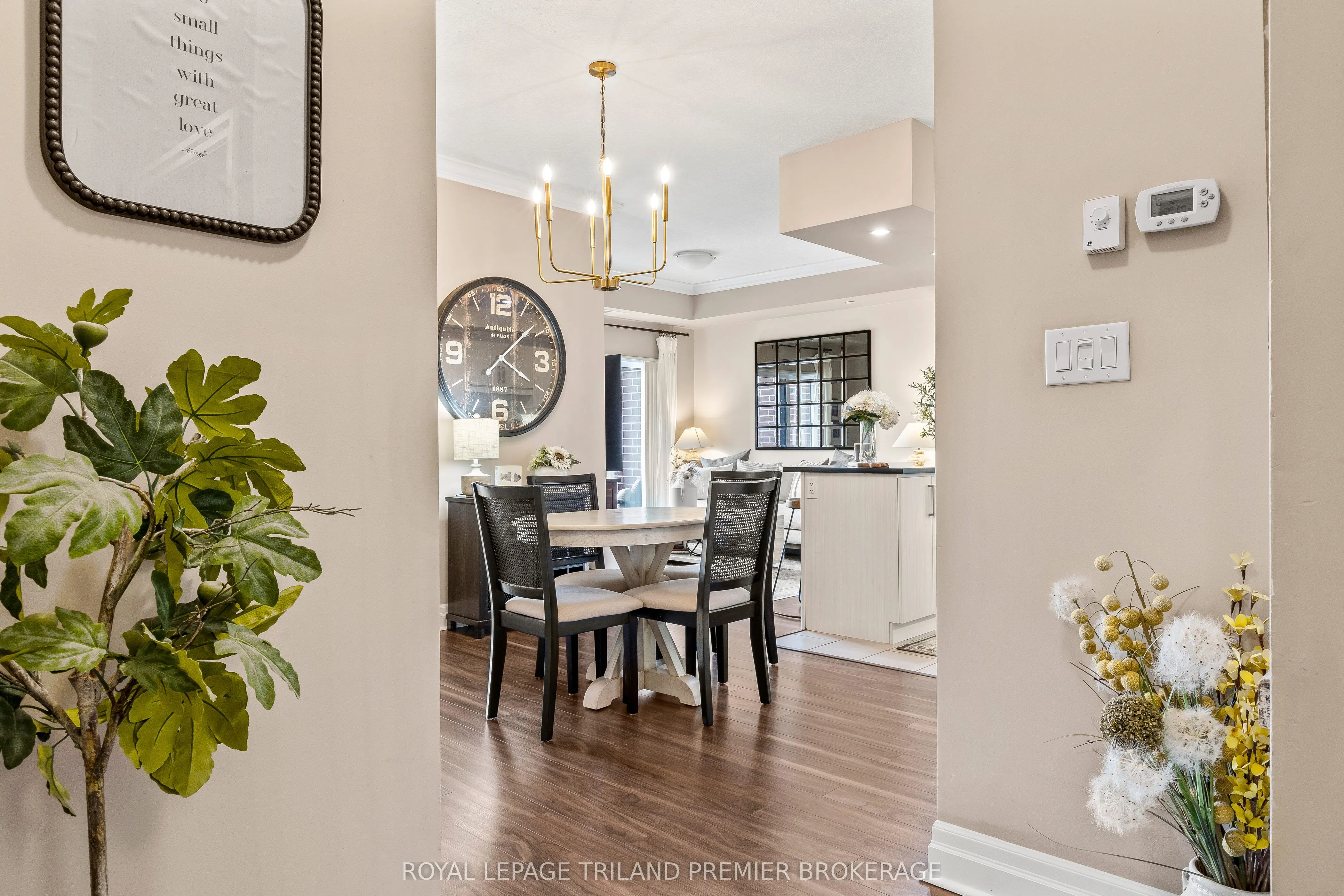 89 Ridout Street S, #408