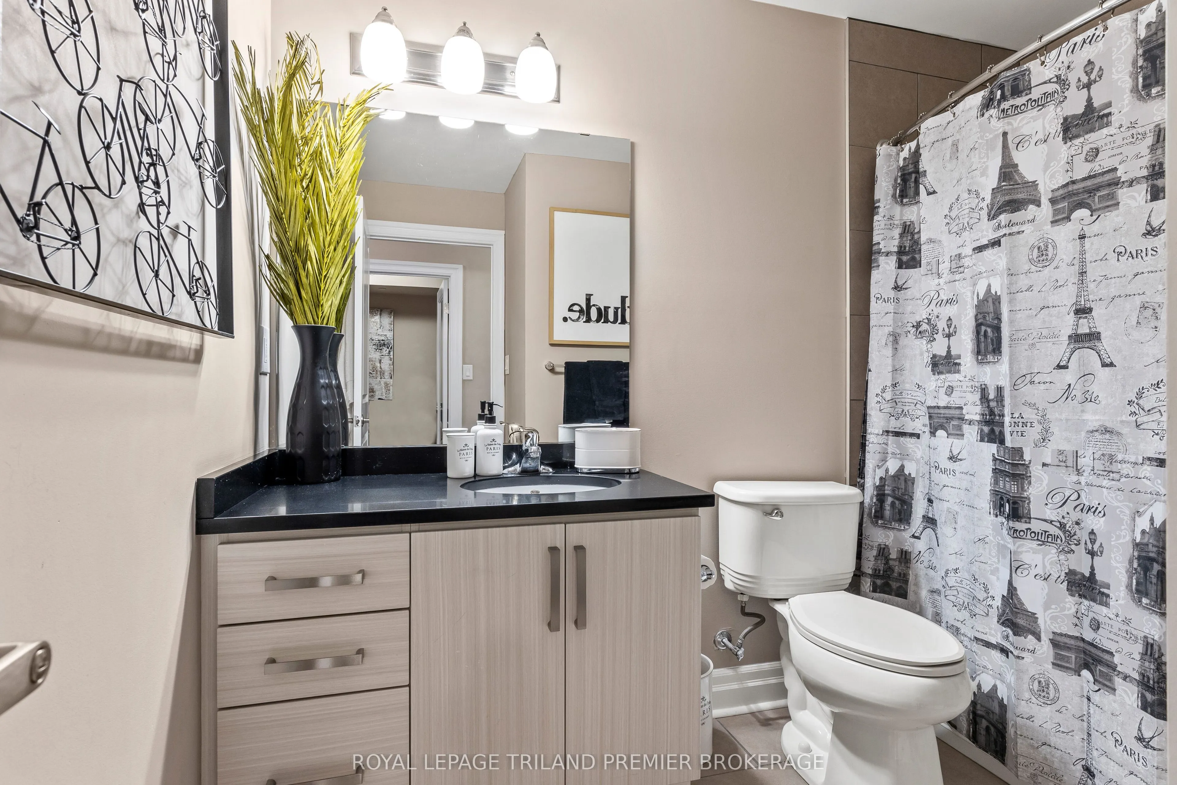 89 Ridout Street S, #408