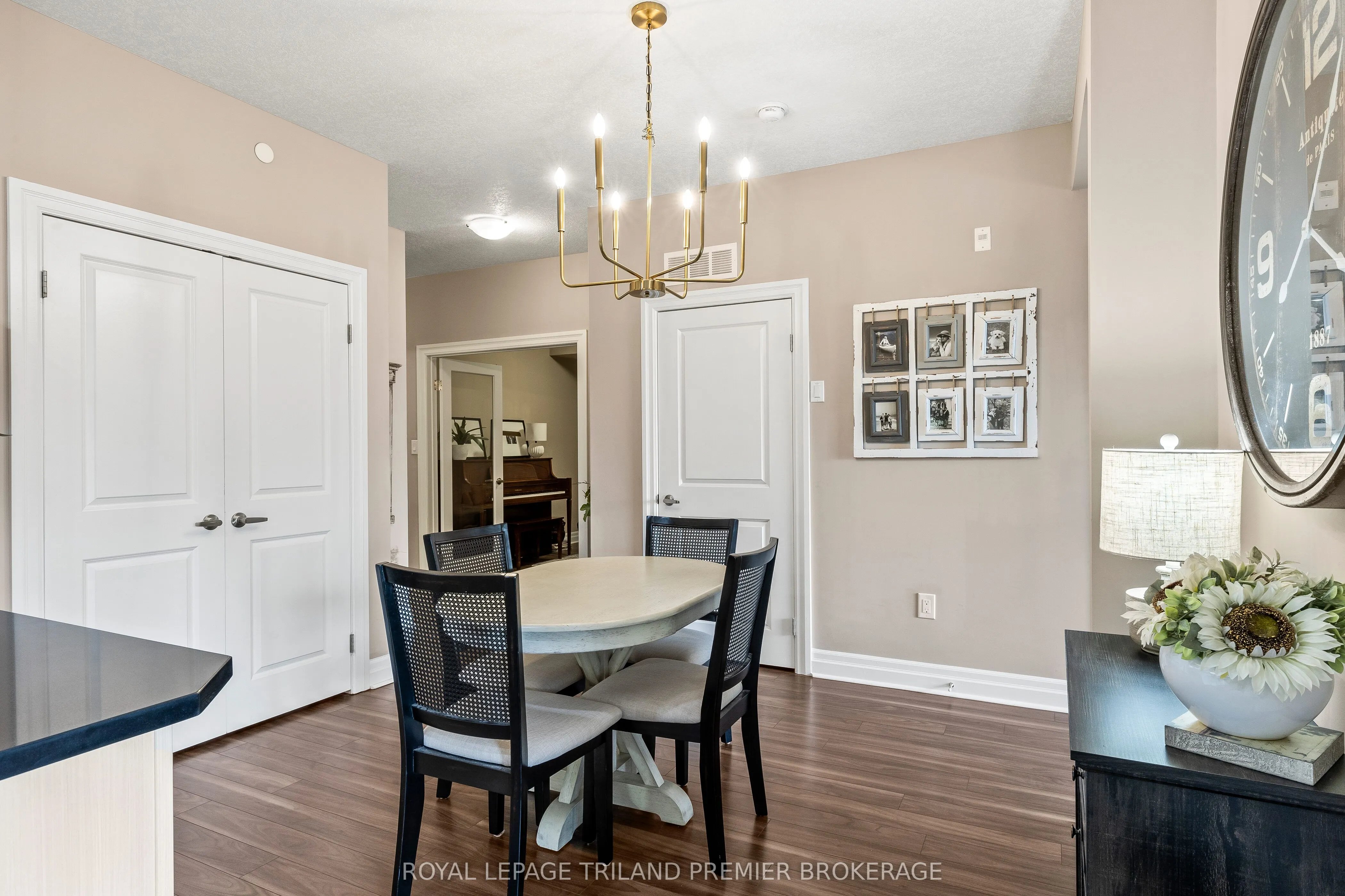 89 Ridout Street S, #408