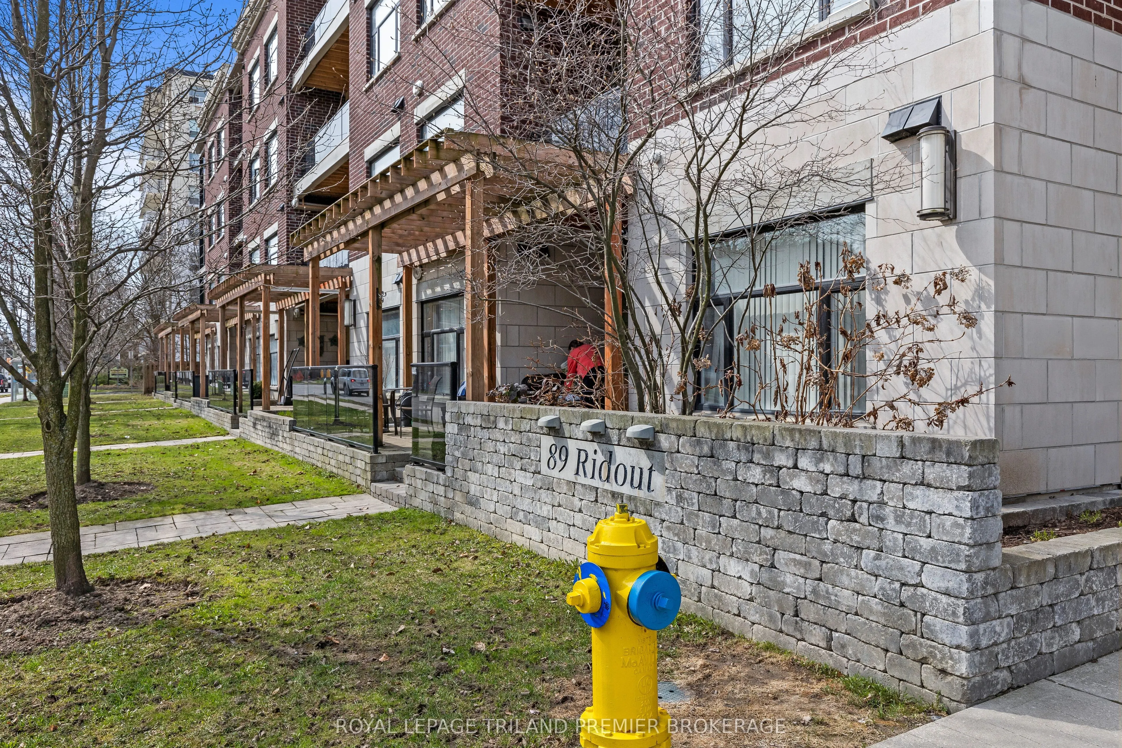 89 Ridout Street S, #408