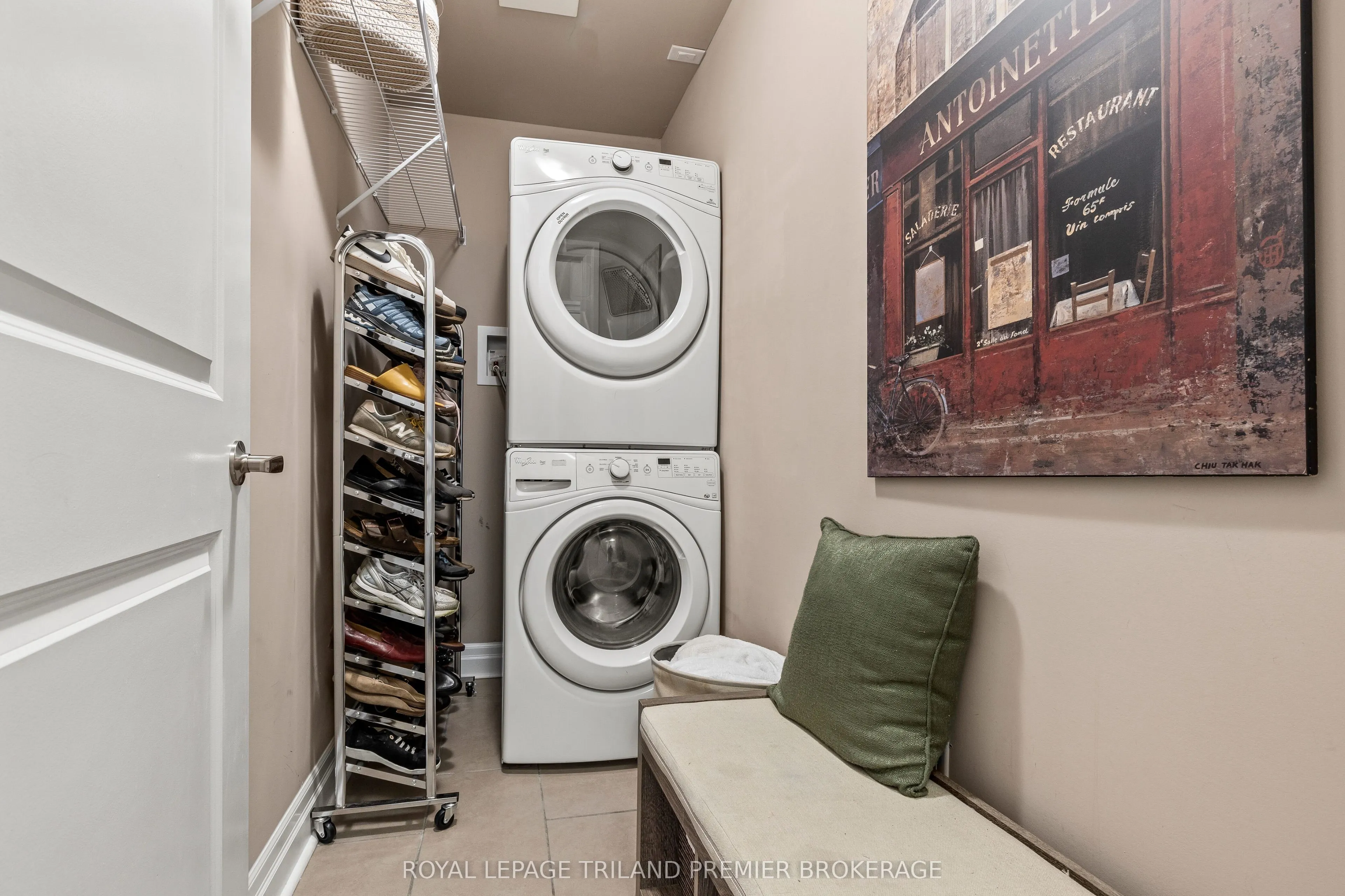 89 Ridout Street S, #408