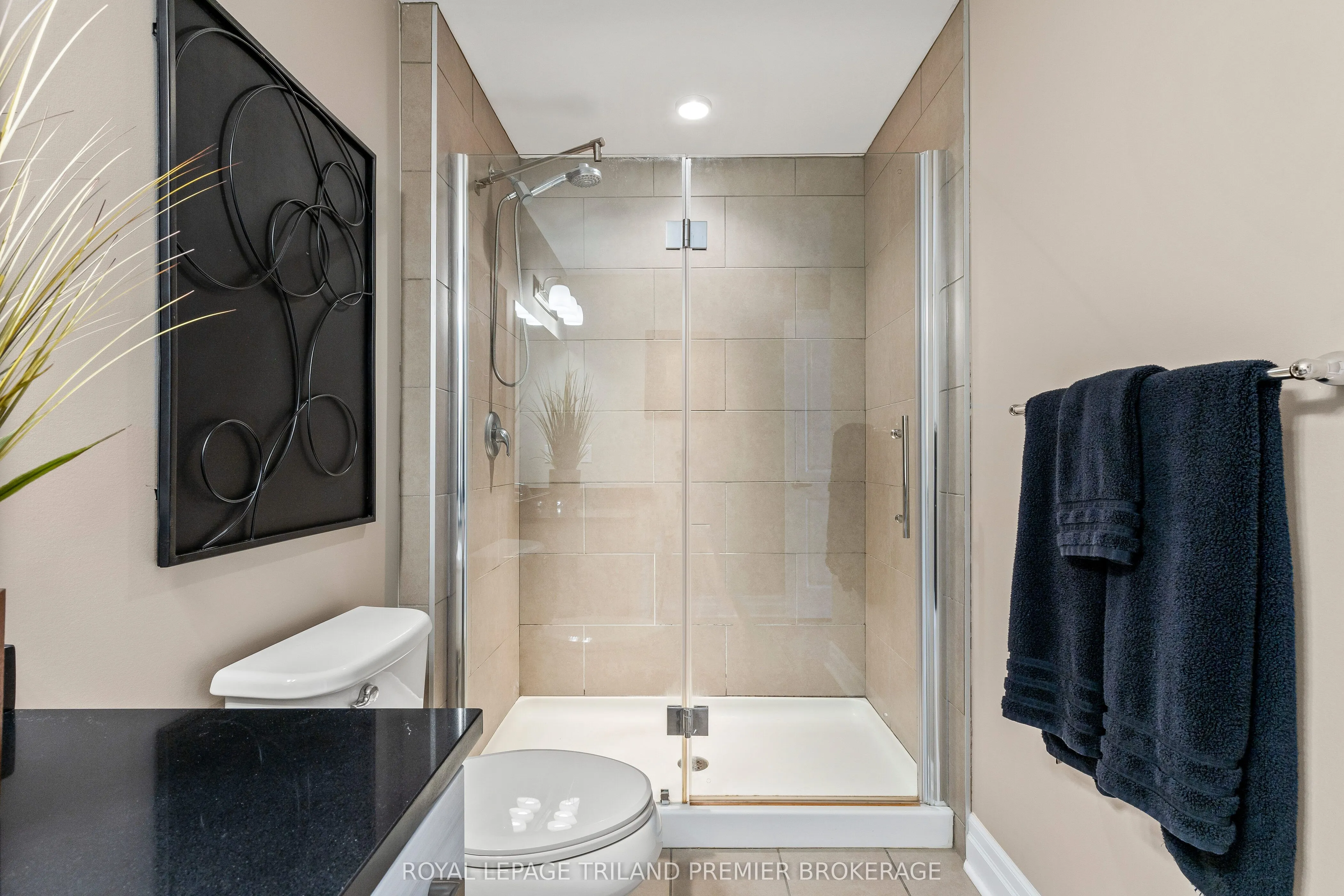 89 Ridout Street S, #408