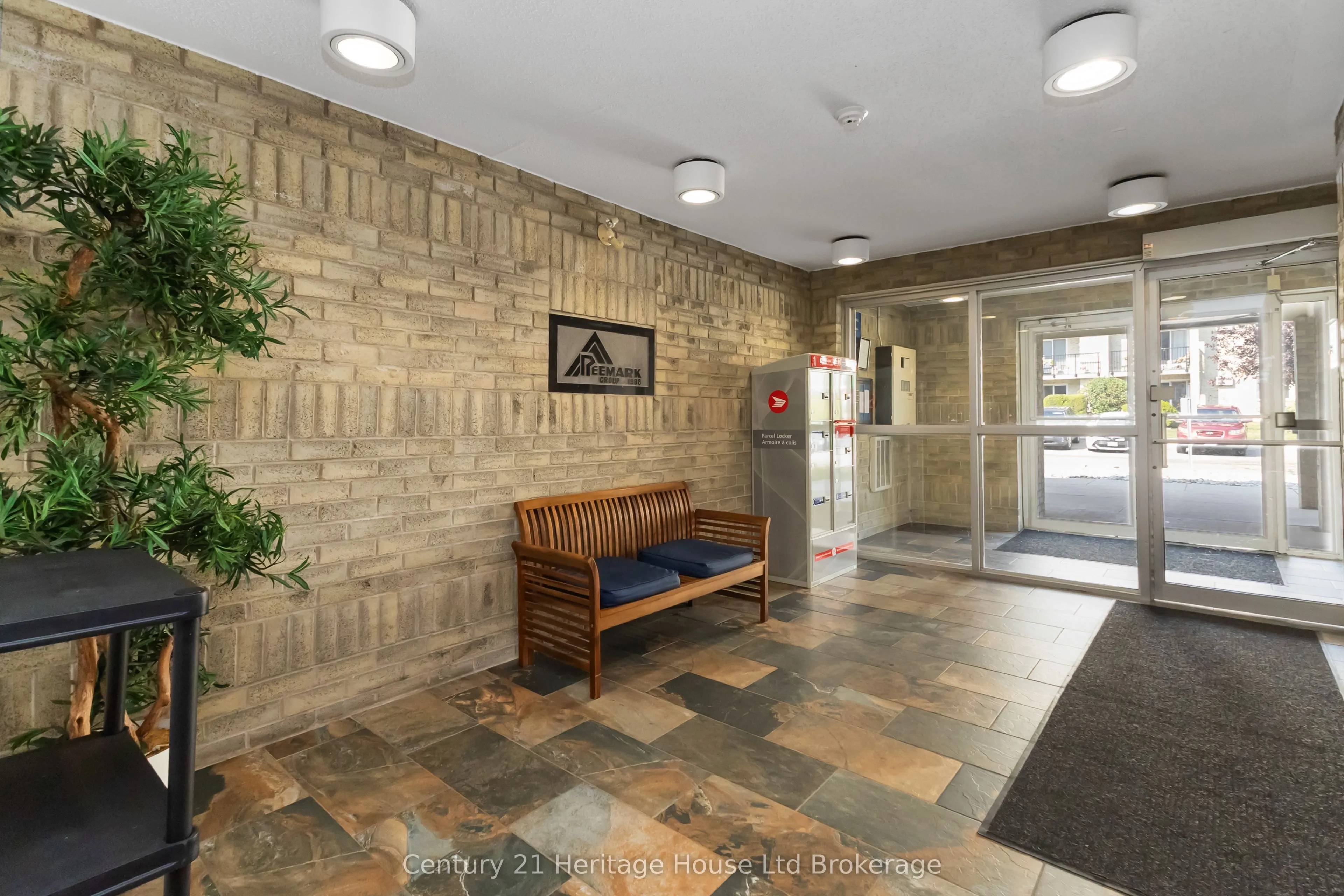 737 DEVERON Crescent, #217