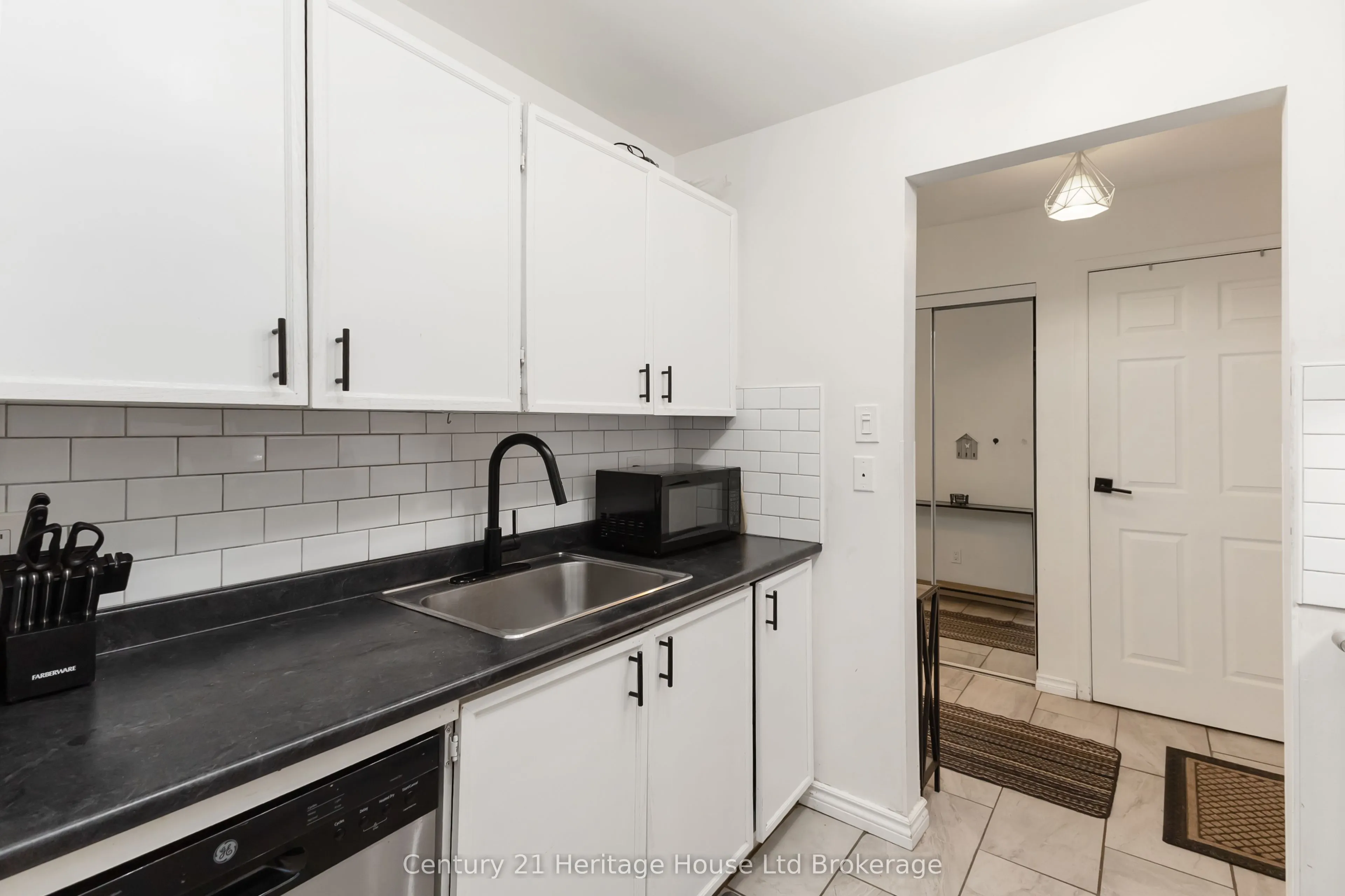 737 DEVERON Crescent, #217