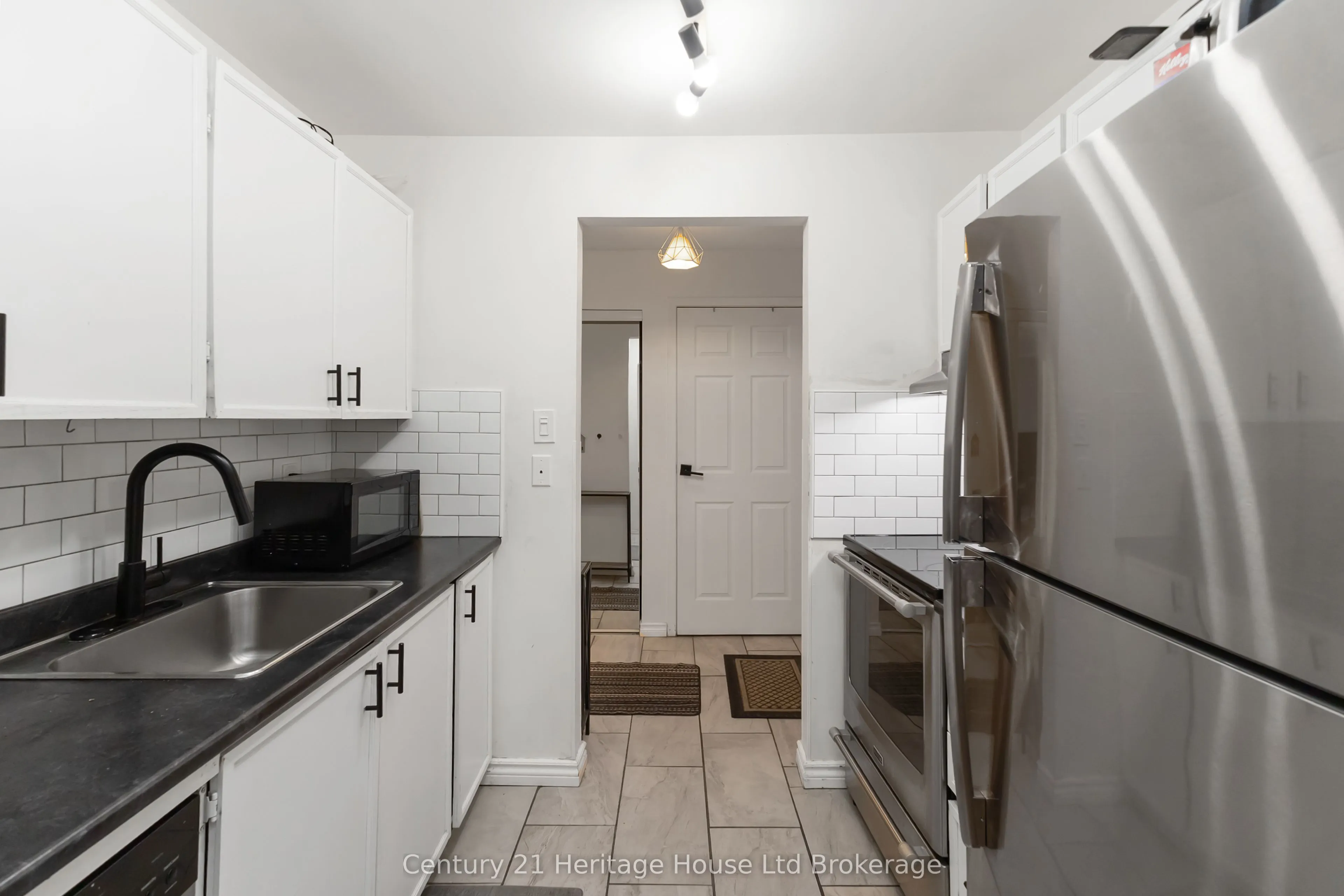 737 DEVERON Crescent, #217