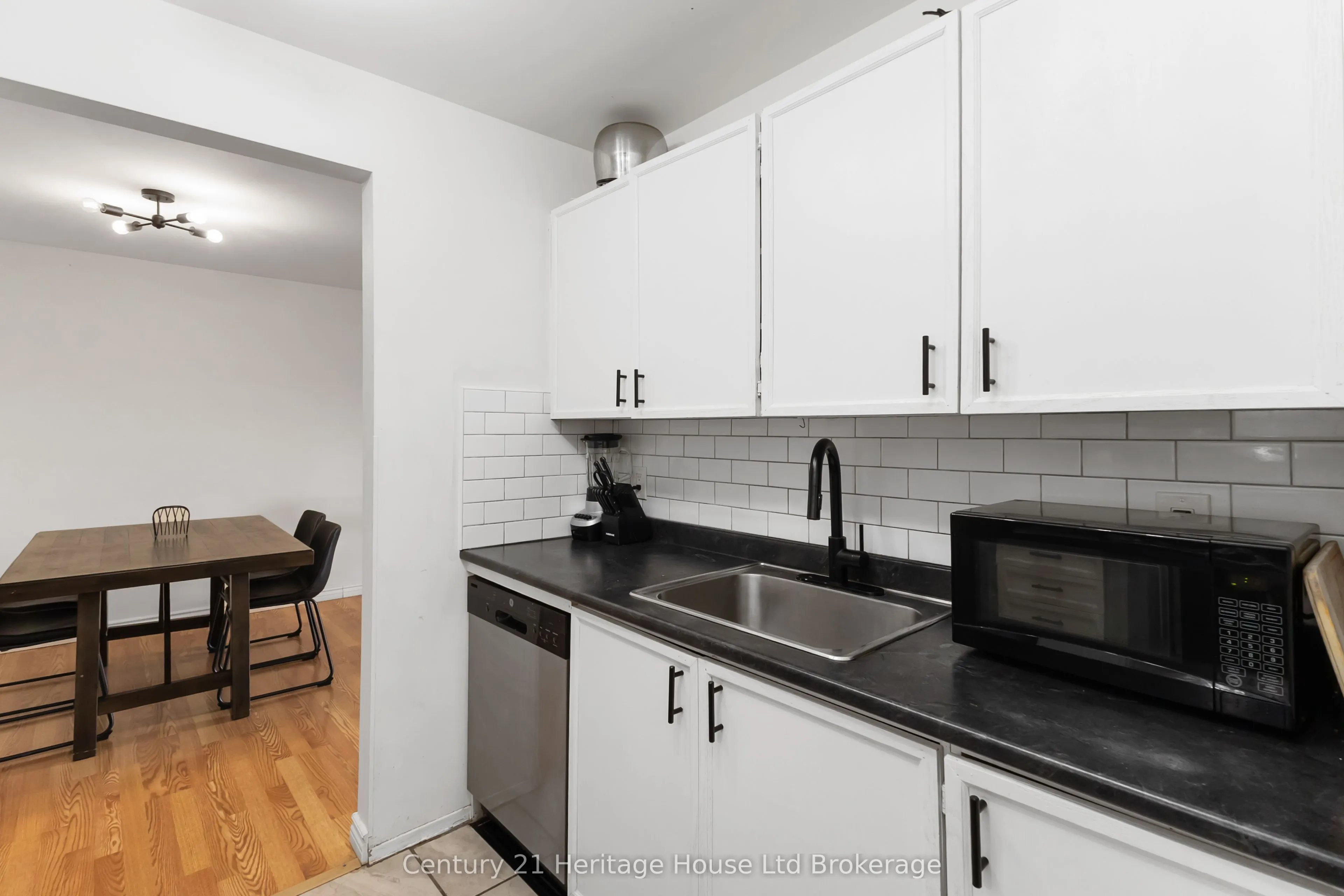 737 DEVERON Crescent, #217