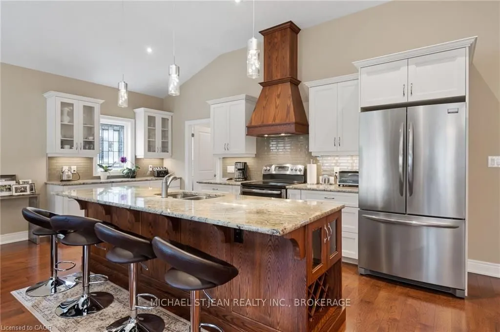 41 Sunrise Court