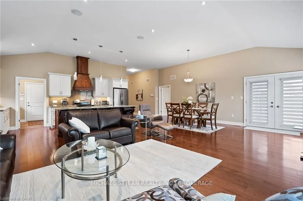 41 Sunrise Court
