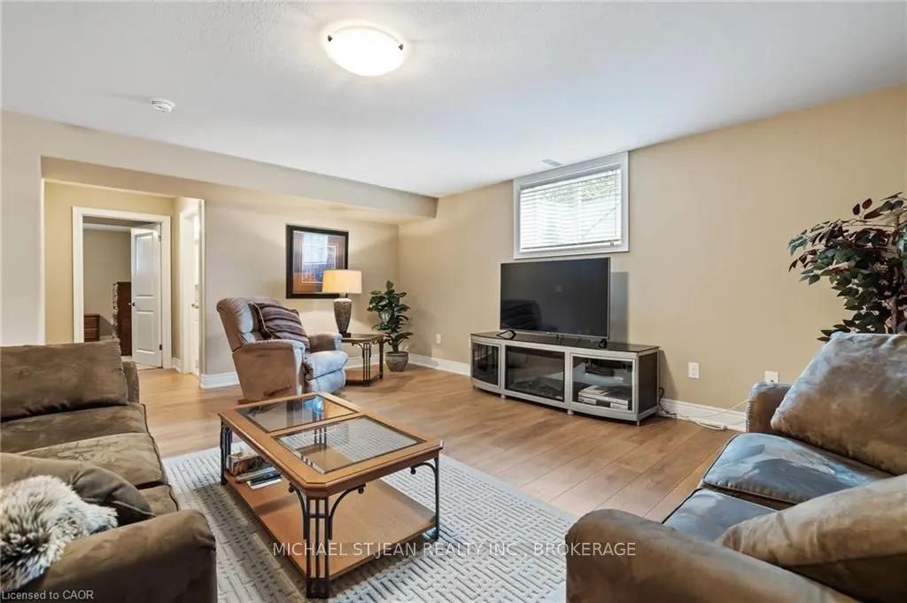41 Sunrise Court