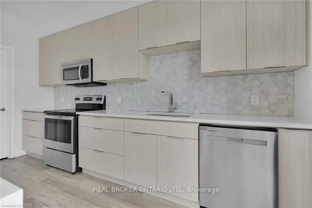 3394 Singleton Avenue, #80