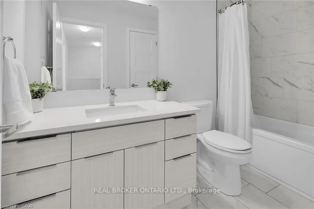 3394 Singleton Avenue, #80