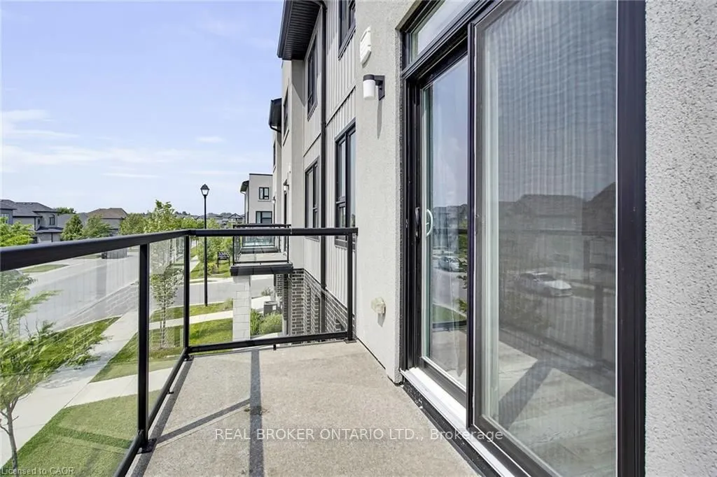 3394 Singleton Avenue, #80