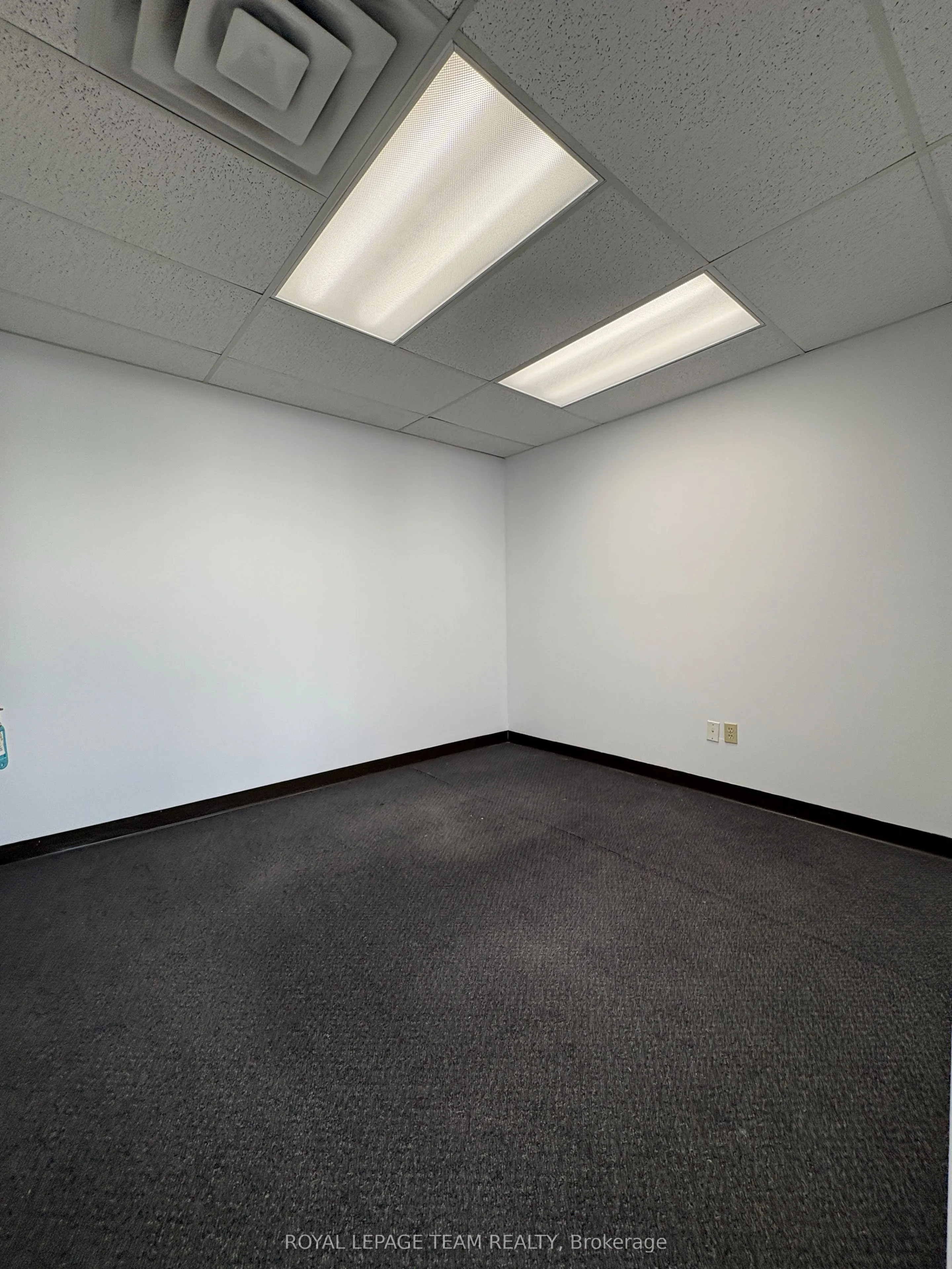 43 Roydon Place, #202