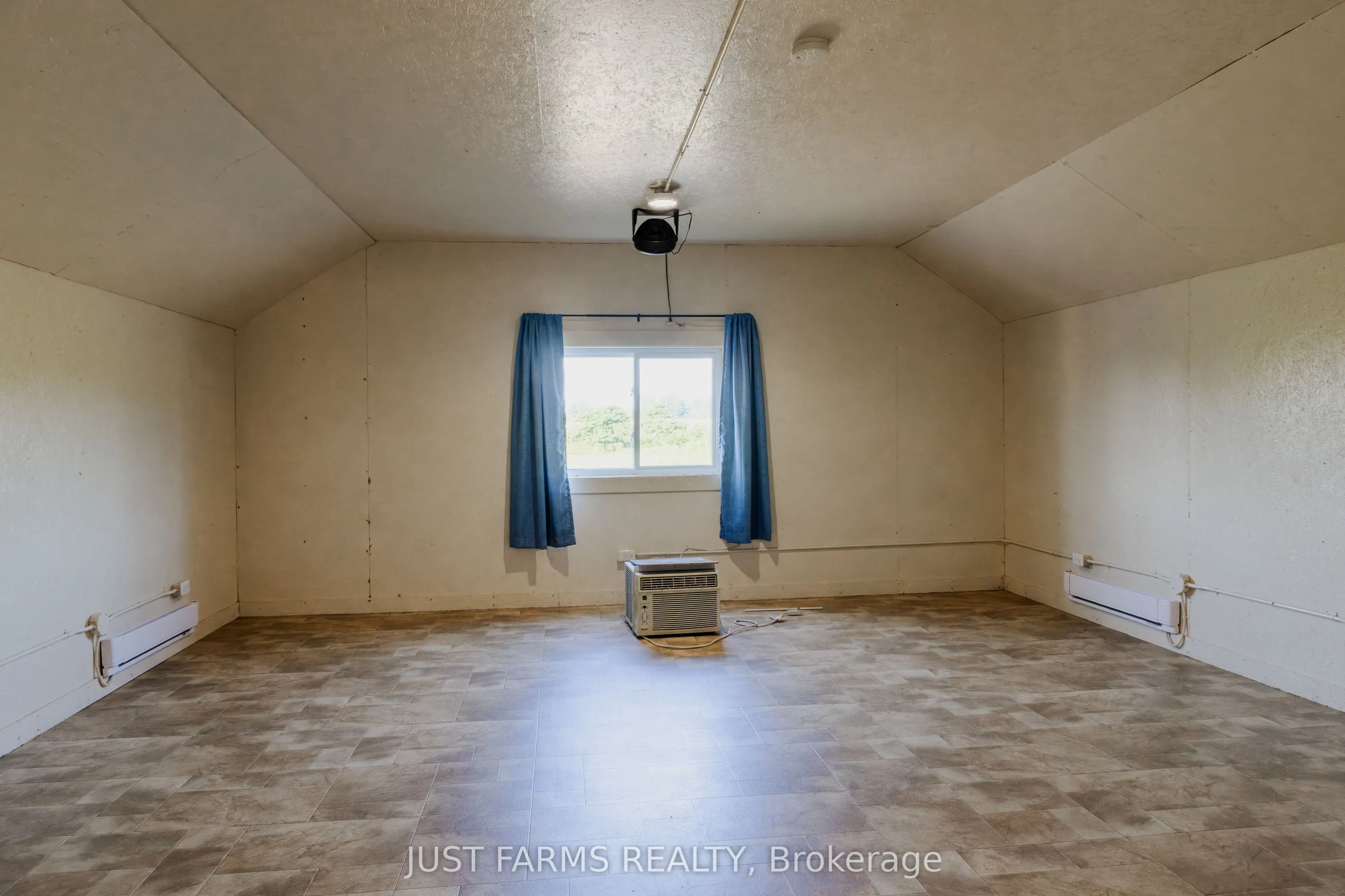 228 Charlotteville Road