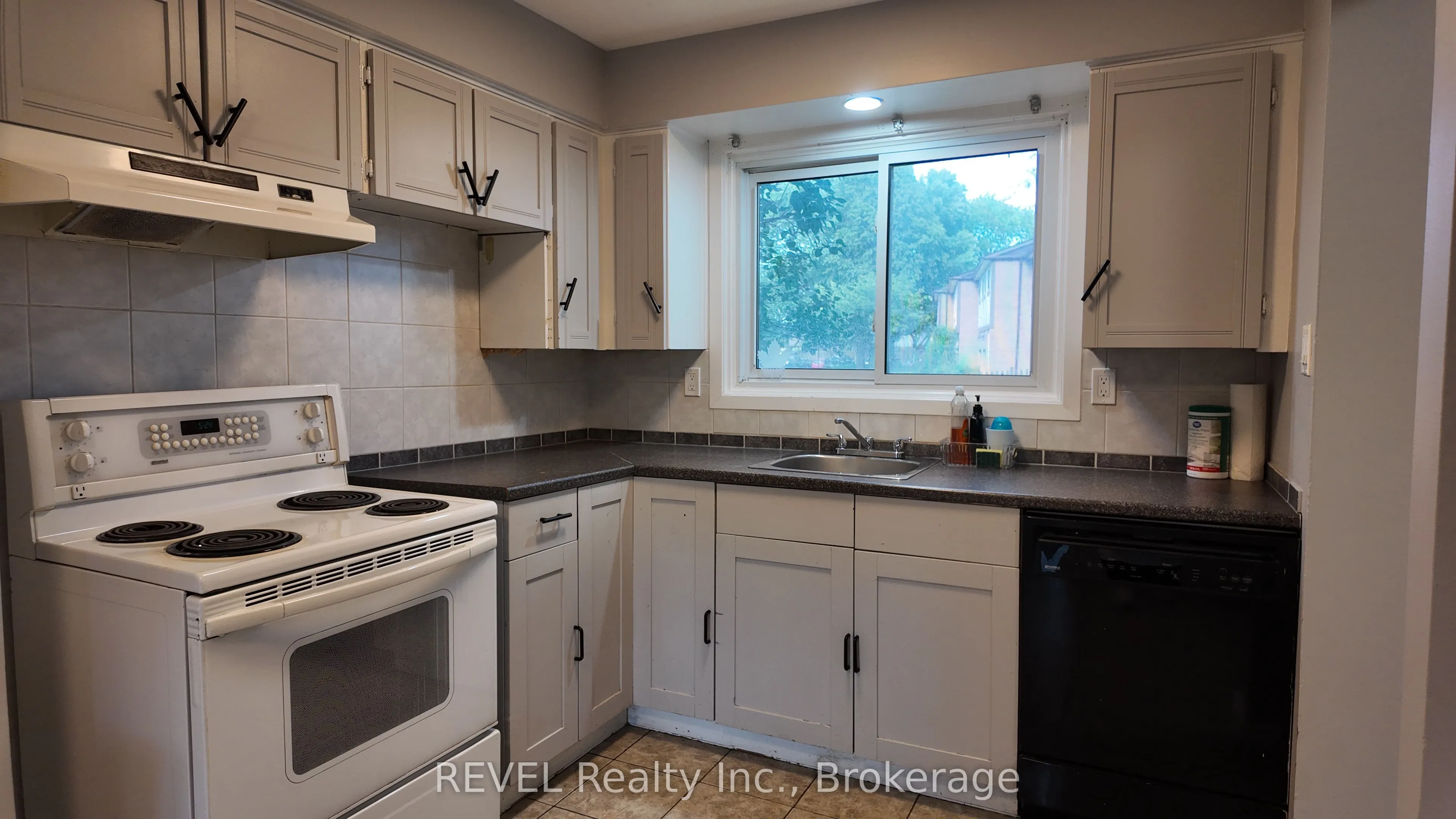 25 Linfield Drive, #30