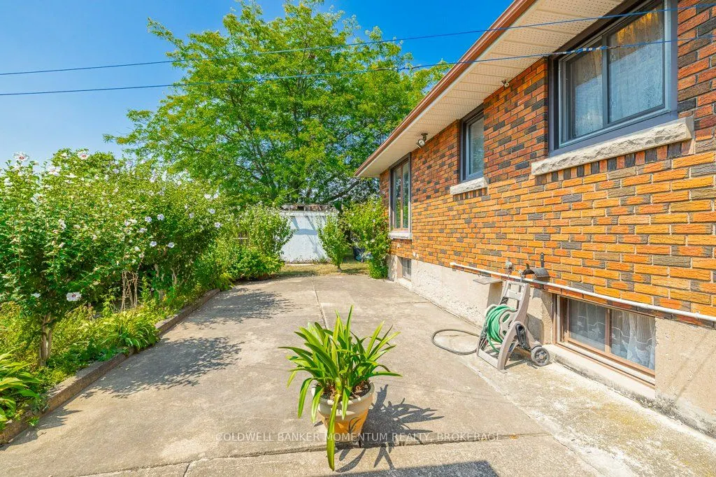 9 Mcdonald Avenue