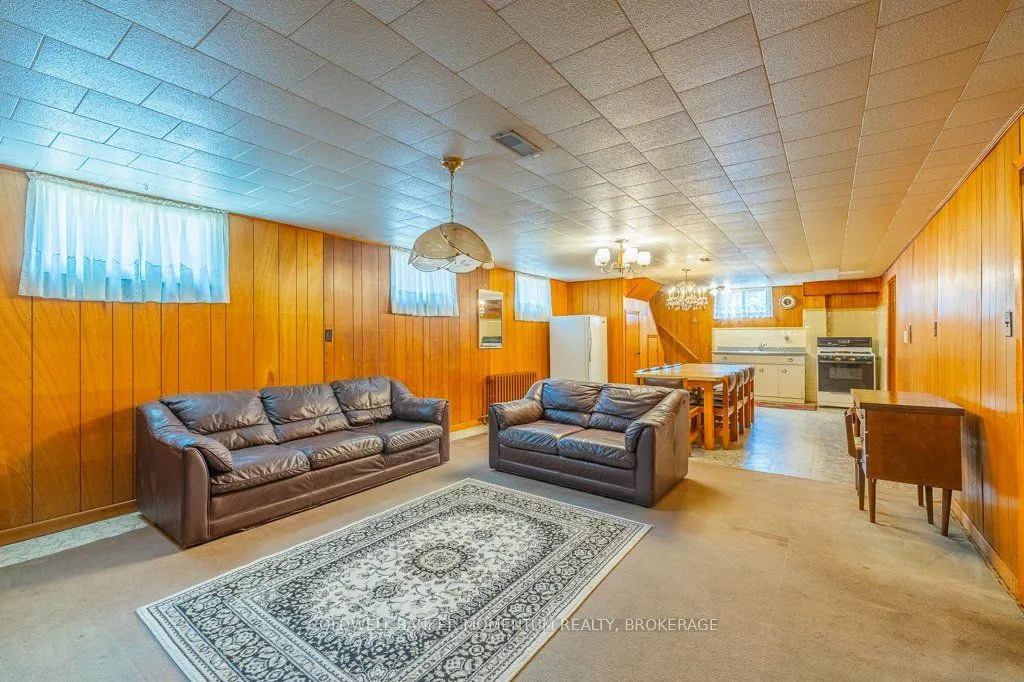9 Mcdonald Avenue