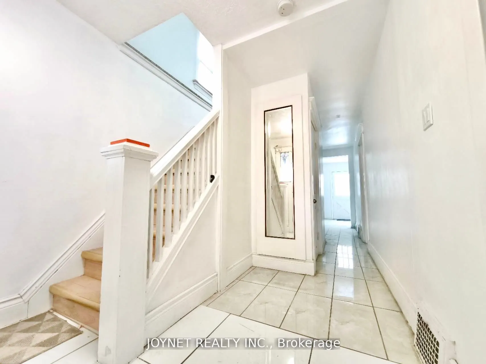 68 Barclay Street