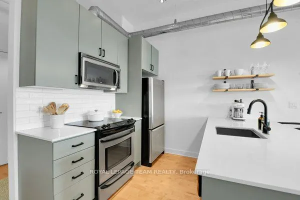 320 Parkdale Avenue, #604