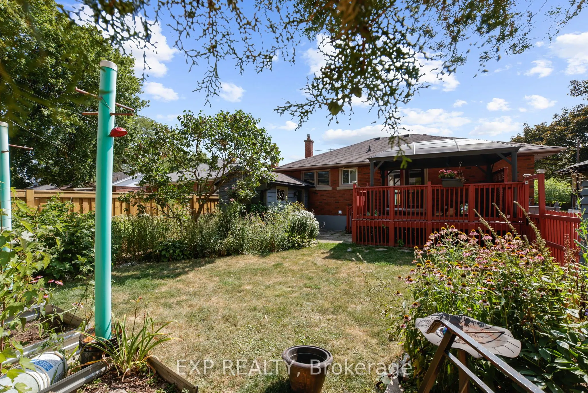 272 Upper Paradise Road