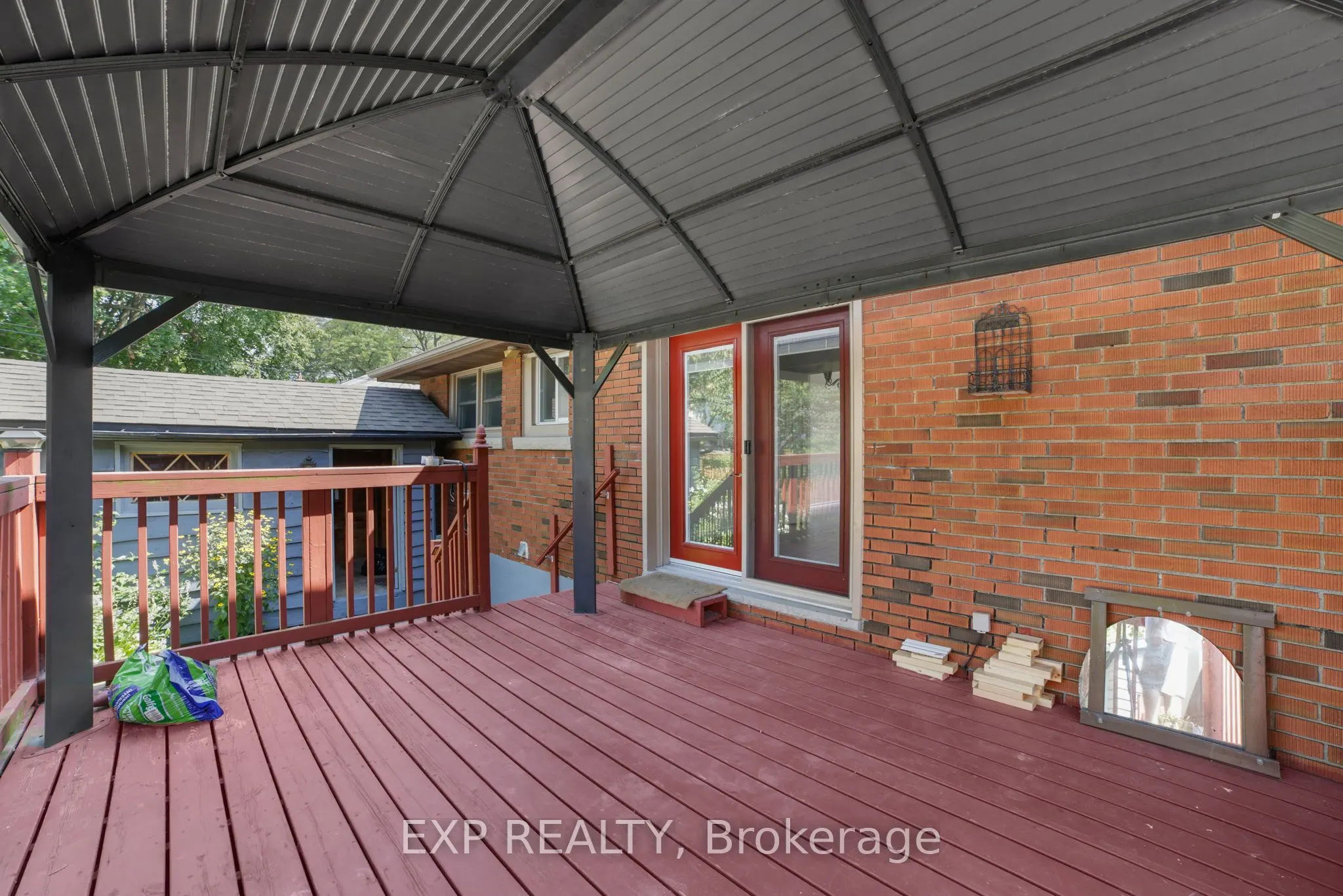 272 Upper Paradise Road