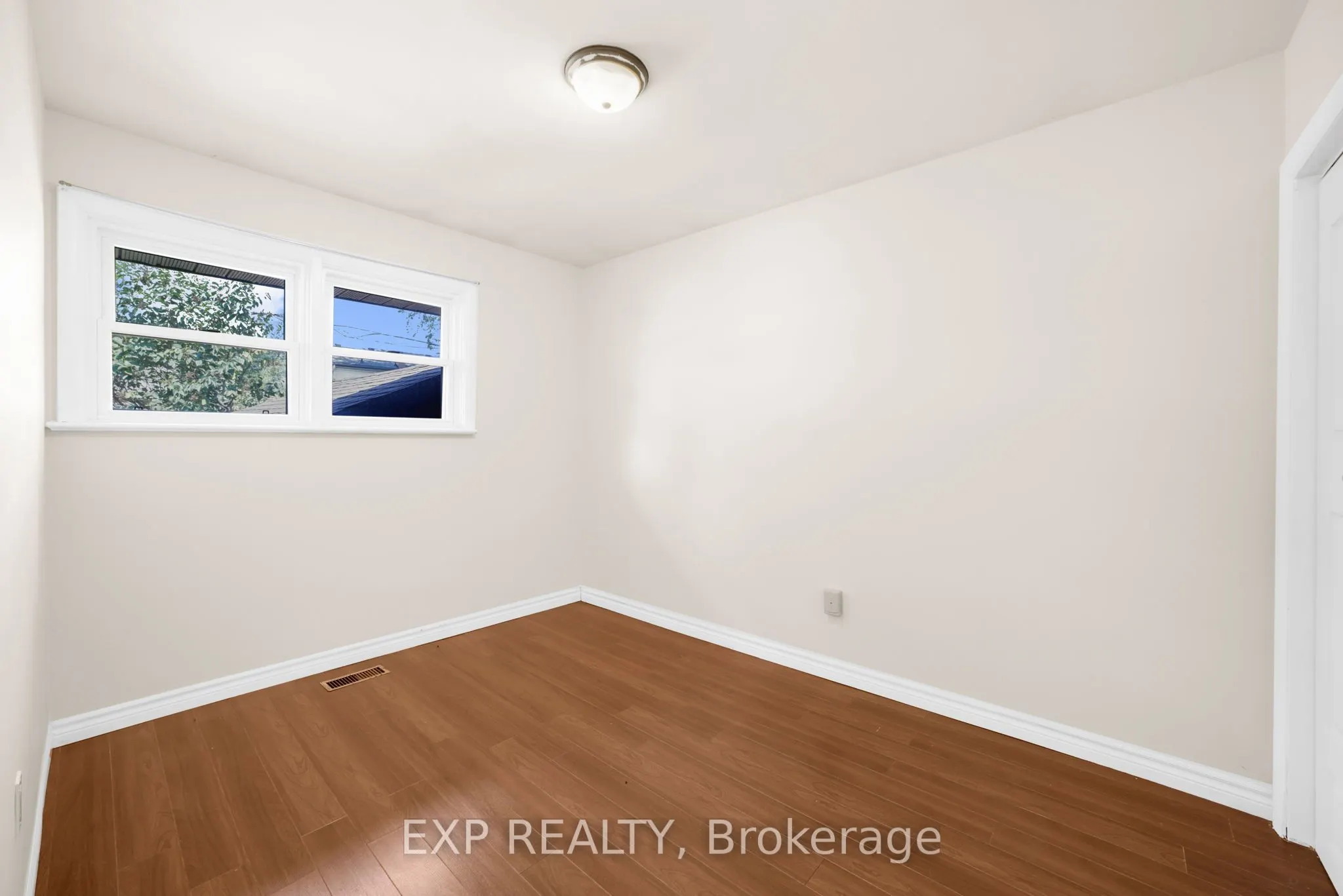 272 Upper Paradise Road