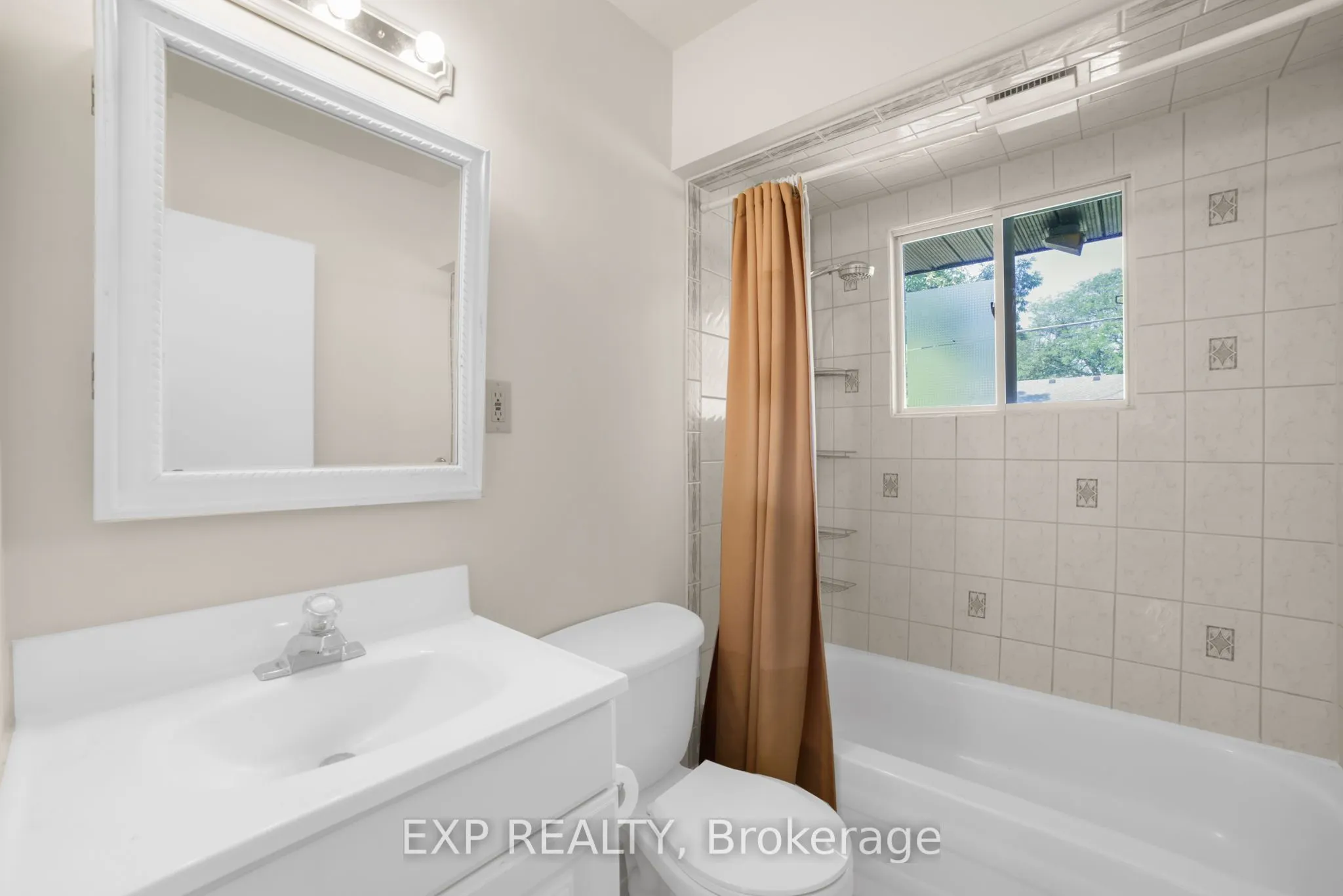 272 Upper Paradise Road