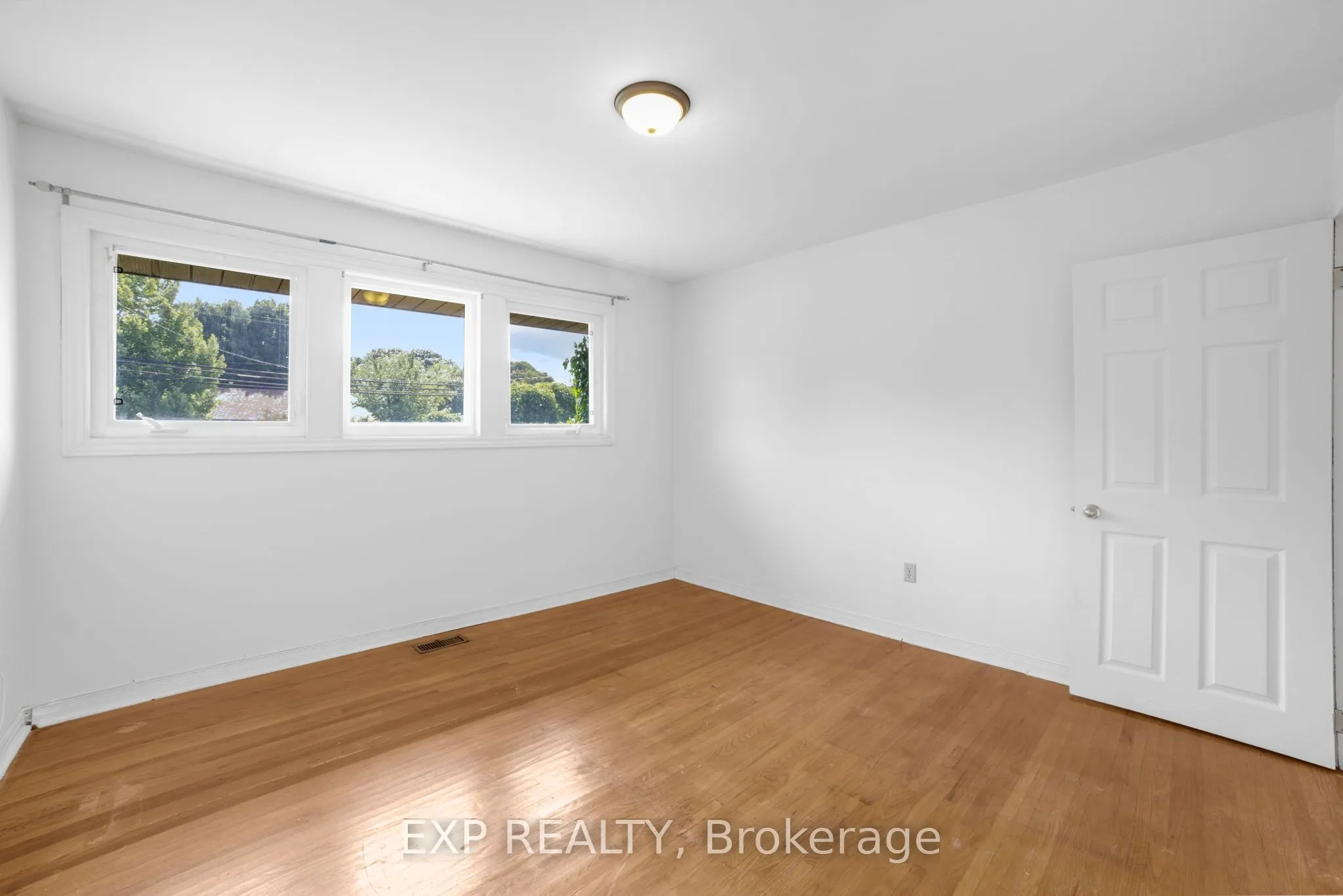 272 Upper Paradise Road