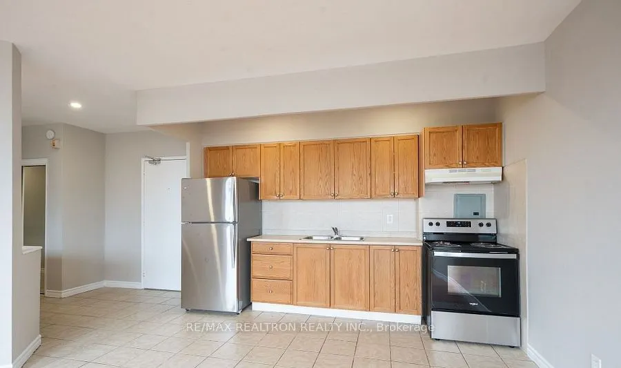 468 Ottawa Street, #334D
