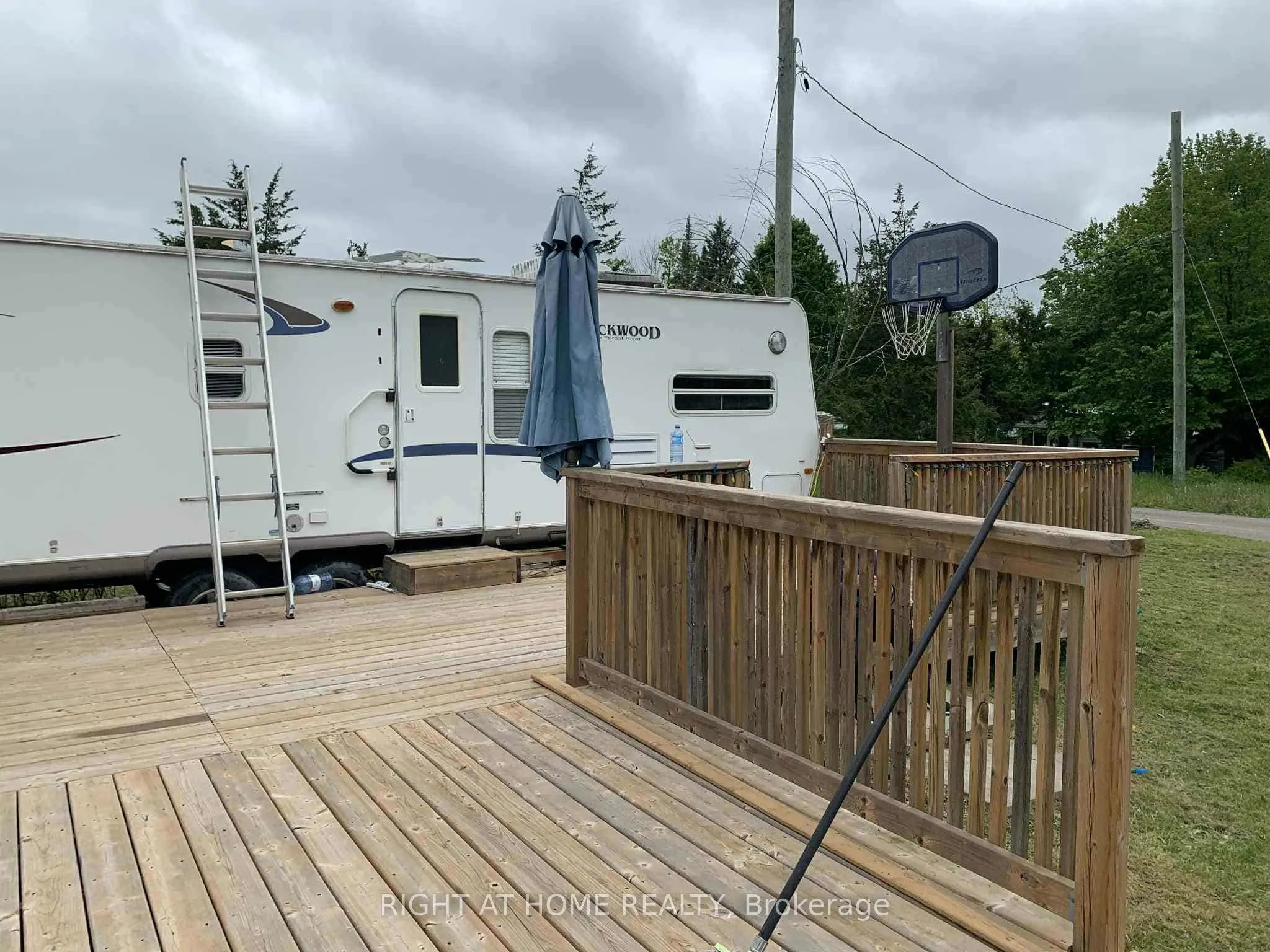 236 Apple Trail