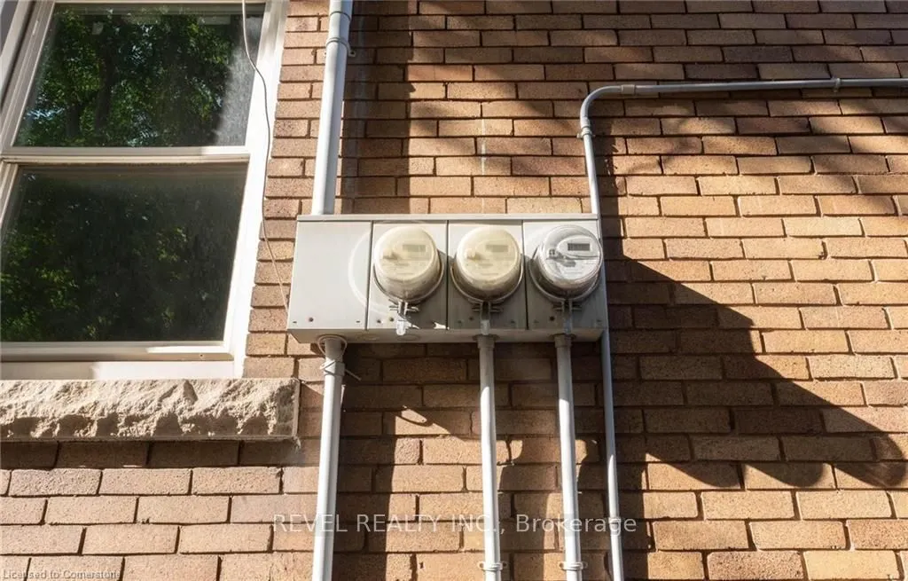 93 Barnesdale Boulevard