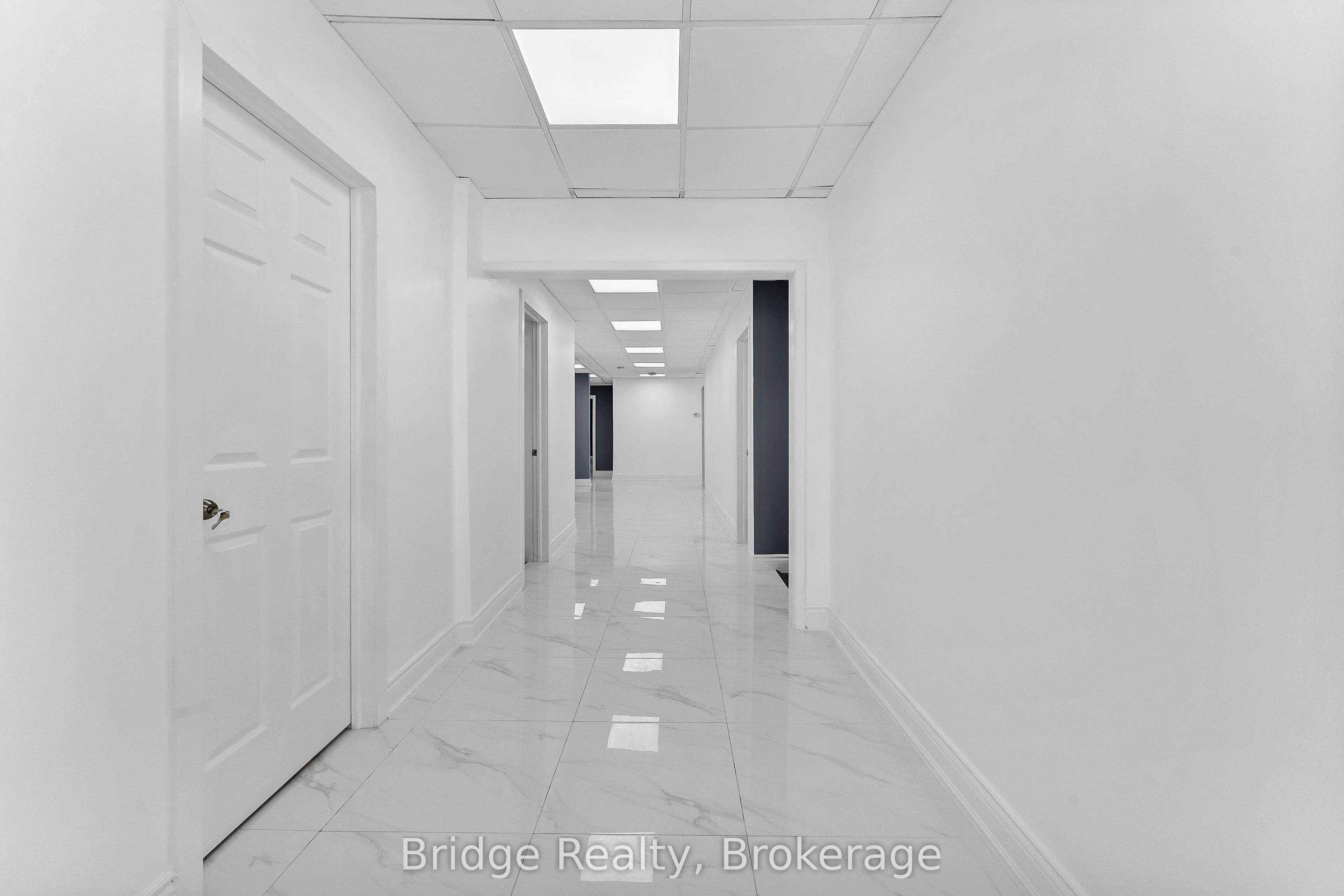 290 Dundas Street