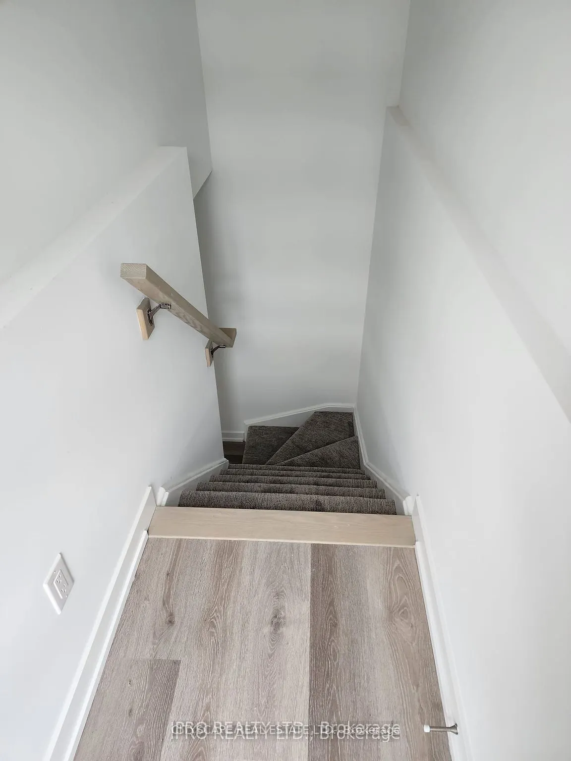 4263 Fourth Avenue, #814