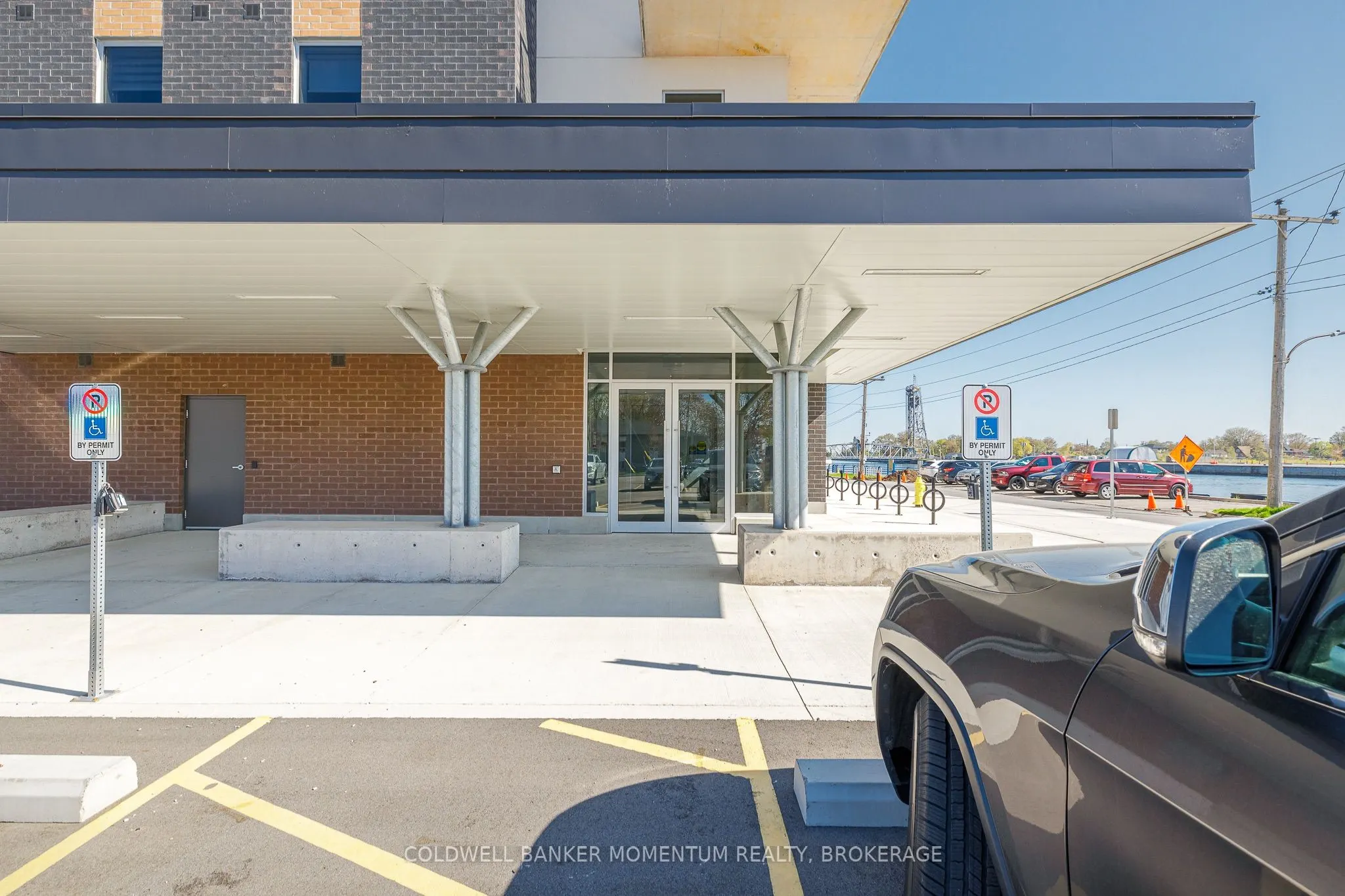 118 West Street, #403