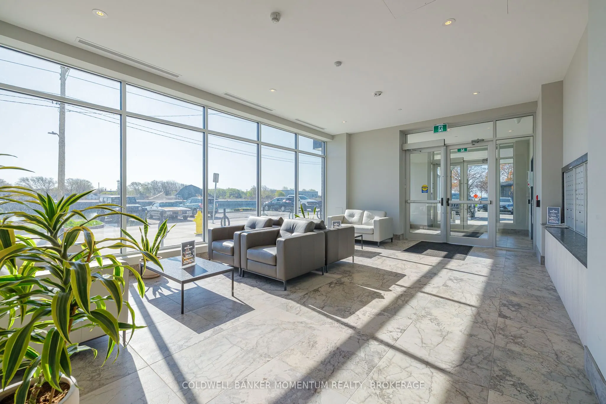 118 West Street, #403