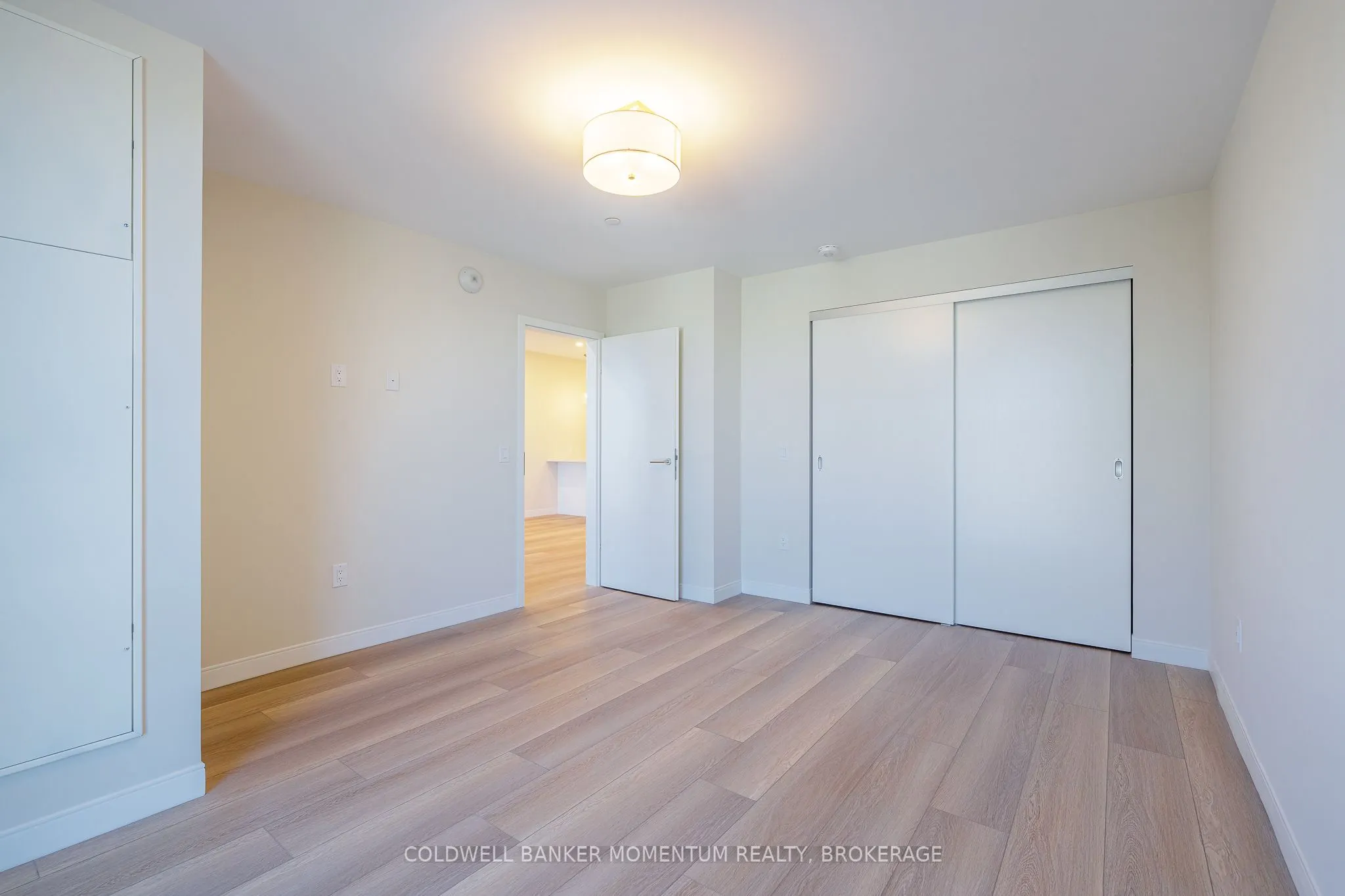 118 West Street, #403