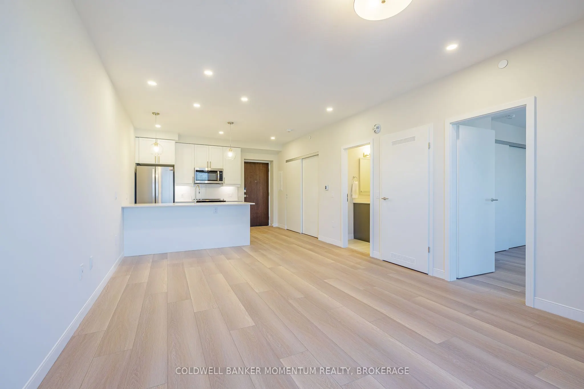 118 West Street, #403