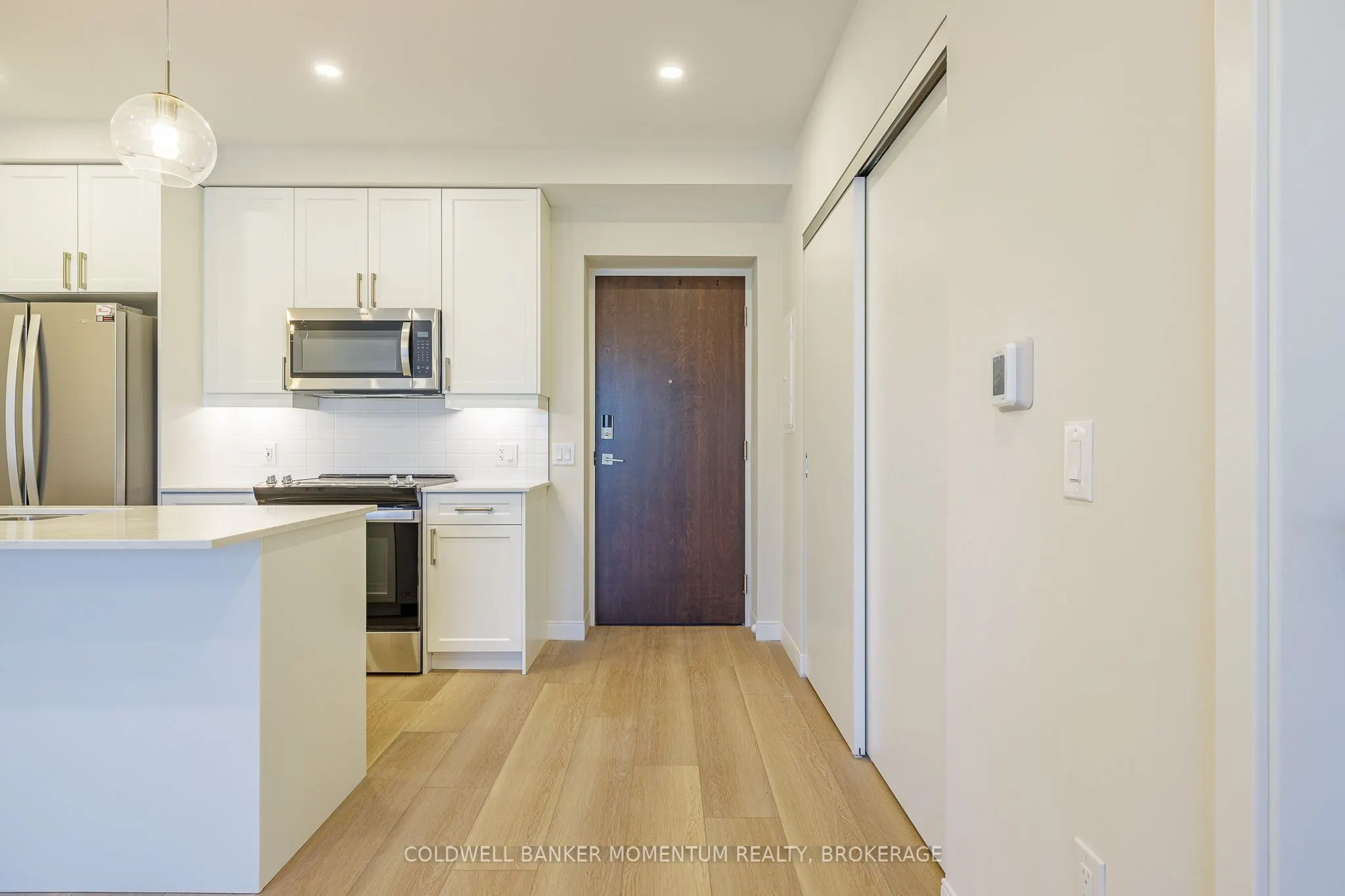 118 West Street, #403