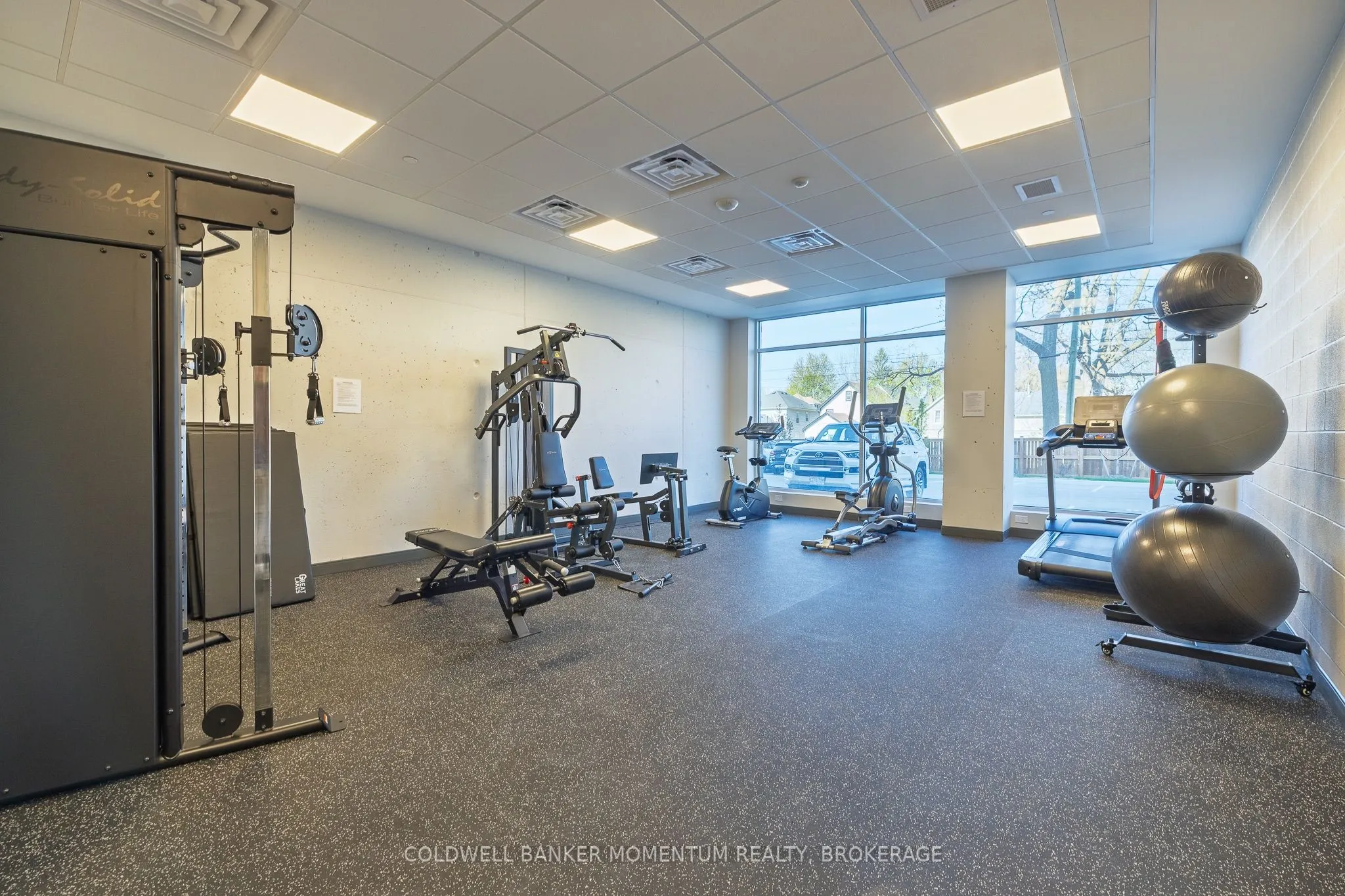 118 West Street, #403